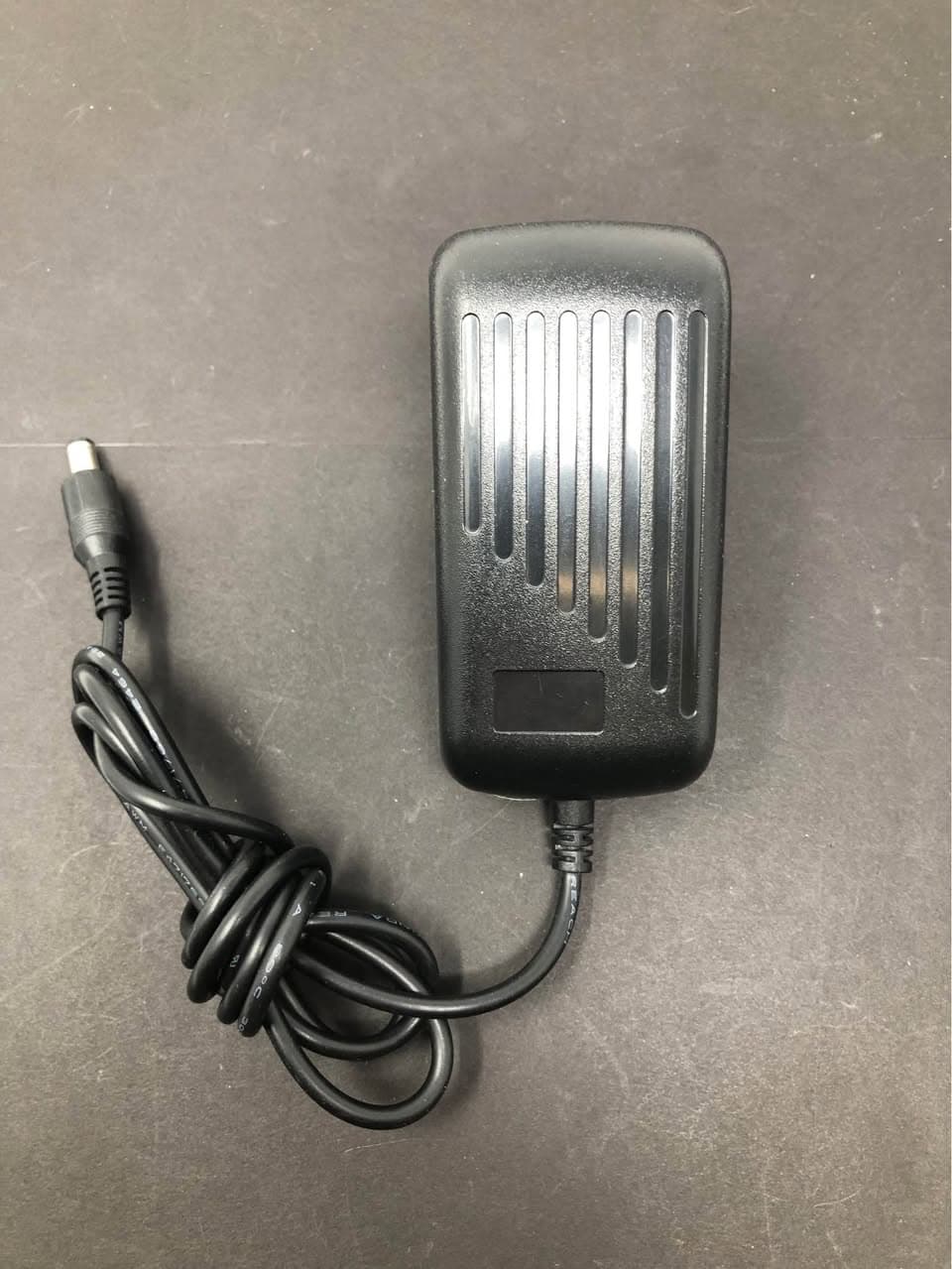 TDX120200 12V 2A AC Adapter Power Supply Charger Tested Working - Thumbnail 4