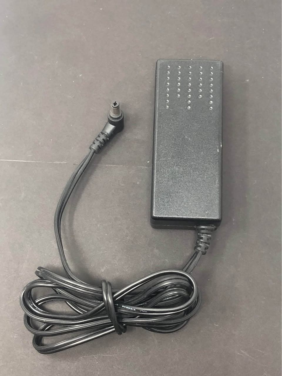 LEI NU30-41220250 Power Supply 12V 2.5A Adapter Pre-Owned - Thumbnail 4