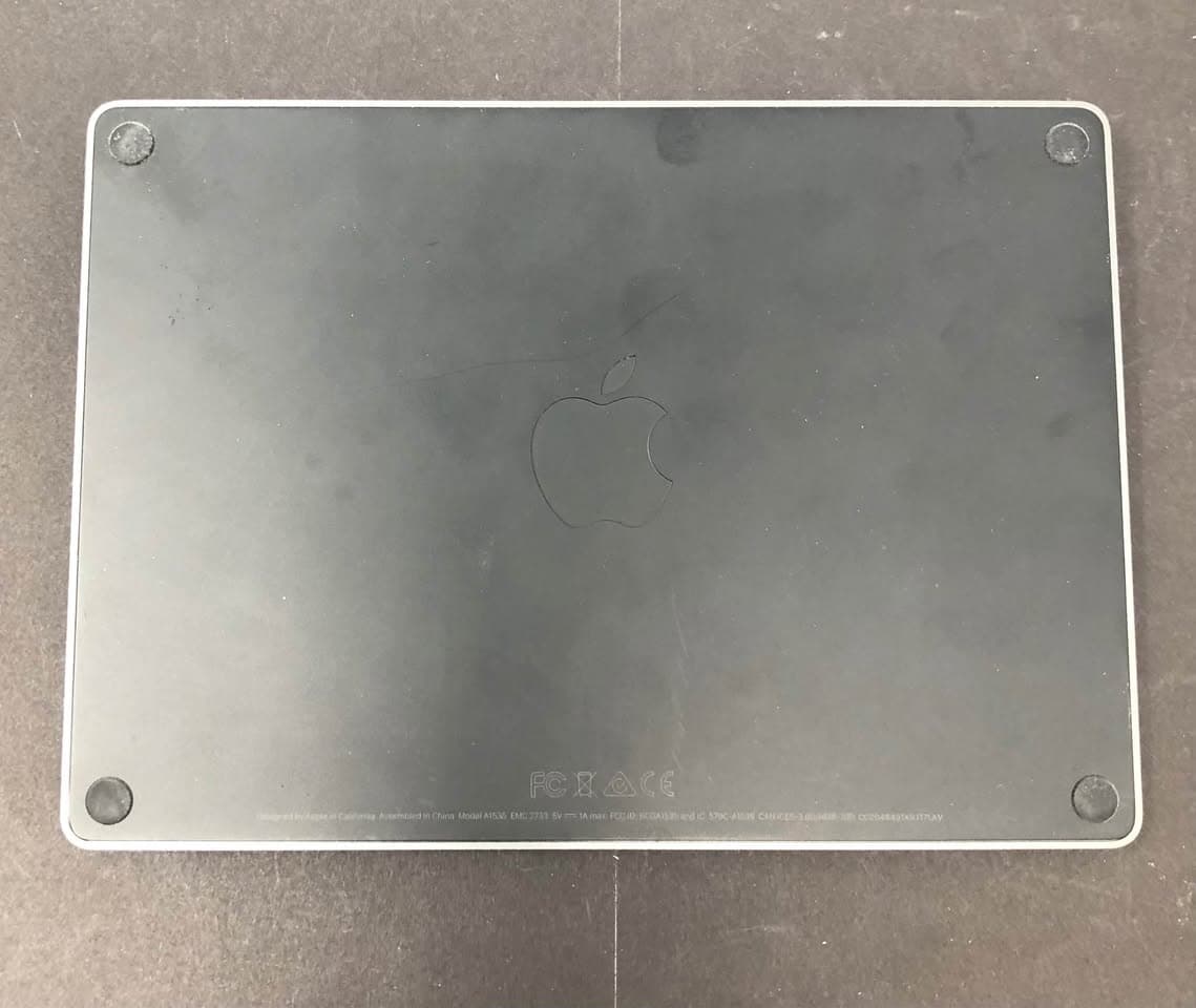 Apple Magic Trackpad 2 Black Wireless Multi-Touch Pre-Owned - Thumbnail 4