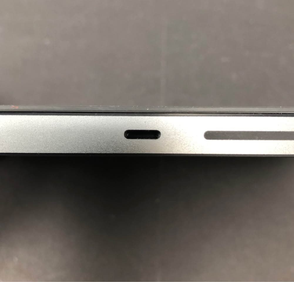 Apple Magic Trackpad 2 Black Wireless Multi-Touch Pre-Owned - Thumbnail 5