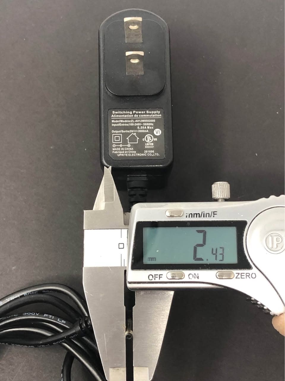 ZL-A012W0502000 5V 2A Switching Power Supply Adapter Pre-Owned - Thumbnail 2