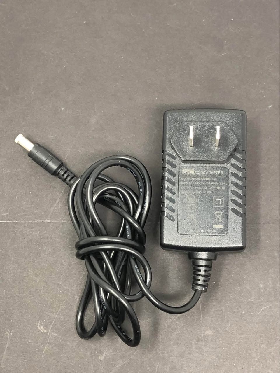 Sony AC-L25B AC Adapter 8.4V 1.7A Pre-Owned