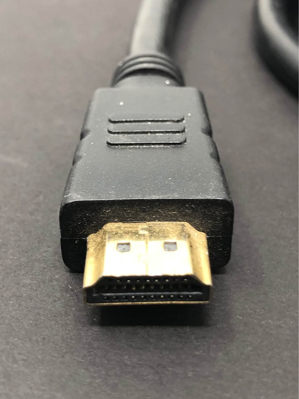 10ft AmazonBasics High-Speed HDMI Cable Black Pre-Owned - Thumbnail 2