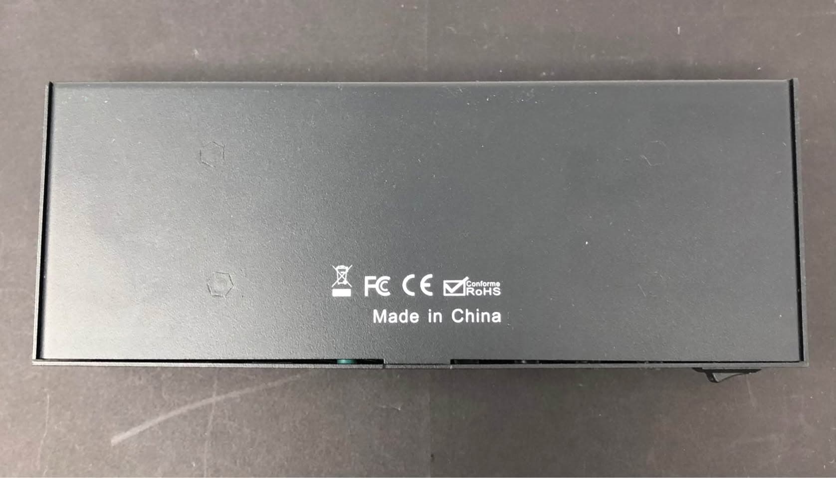 CKLau 4x3 Triple Monitor KVM Switch 8K@60Hz 4K@144Hz Pre-Owned - Thumbnail 9