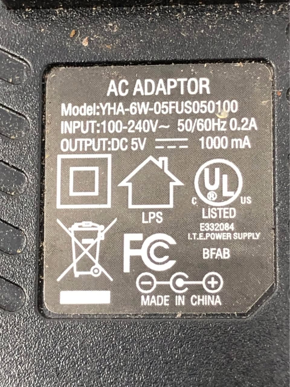 YHY Power Adapter YHA-6W05FUS0501100 5V 1A Barrel Pre-Owned - Thumbnail 4