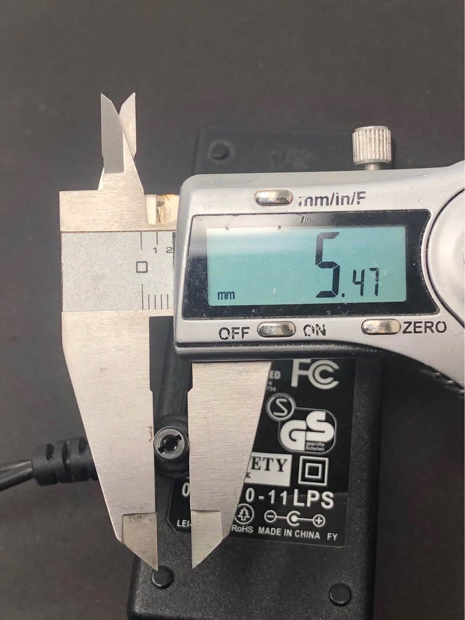 LEI NU30-41220250 Power Supply 12V 2.5A Adapter Pre-Owned - Thumbnail 2