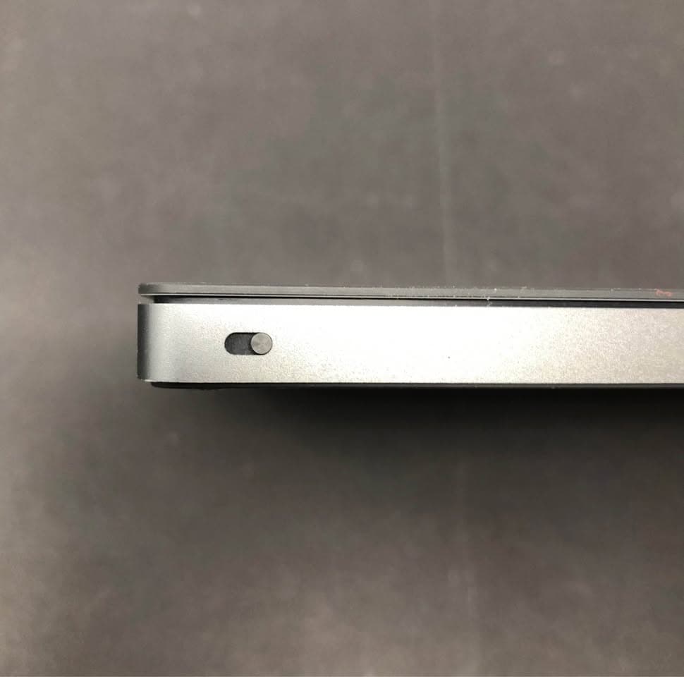 Apple Magic Trackpad 2 Black Wireless Multi-Touch Pre-Owned - Thumbnail 2