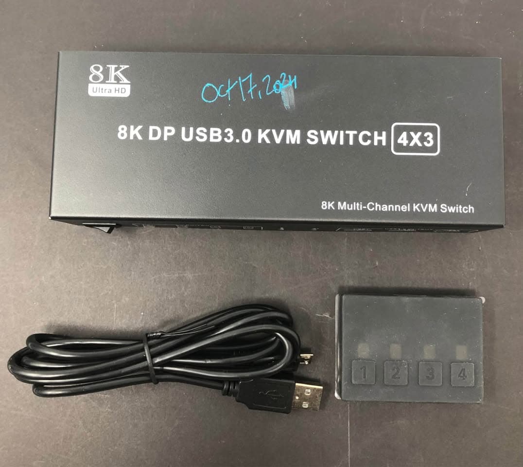 CKLau 4x3 Triple Monitor KVM Switch 8K@60Hz 4K@144Hz Pre-Owned