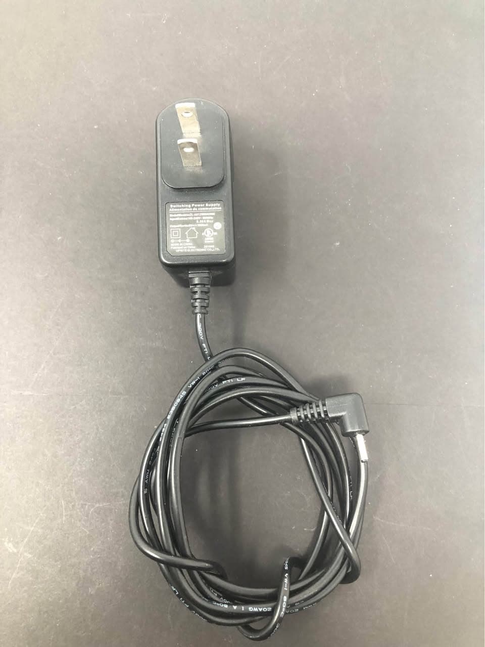 ZL-A012W0502000 5V 2A Switching Power Supply Adapter Pre-Owned