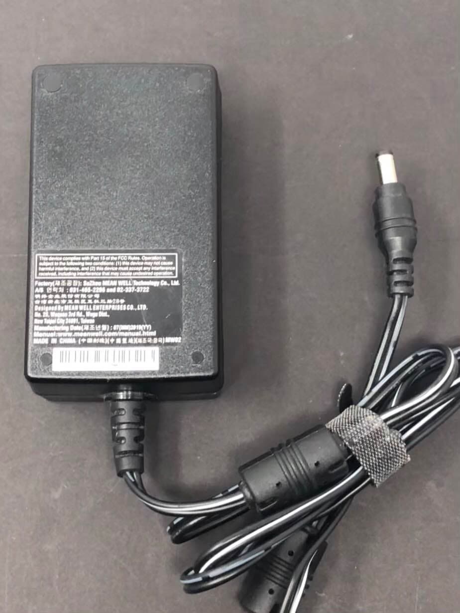 Mean Well GST25A12-P1J 12V 2.08A AC/DC Power Adapter Pre-Owned - Thumbnail 4