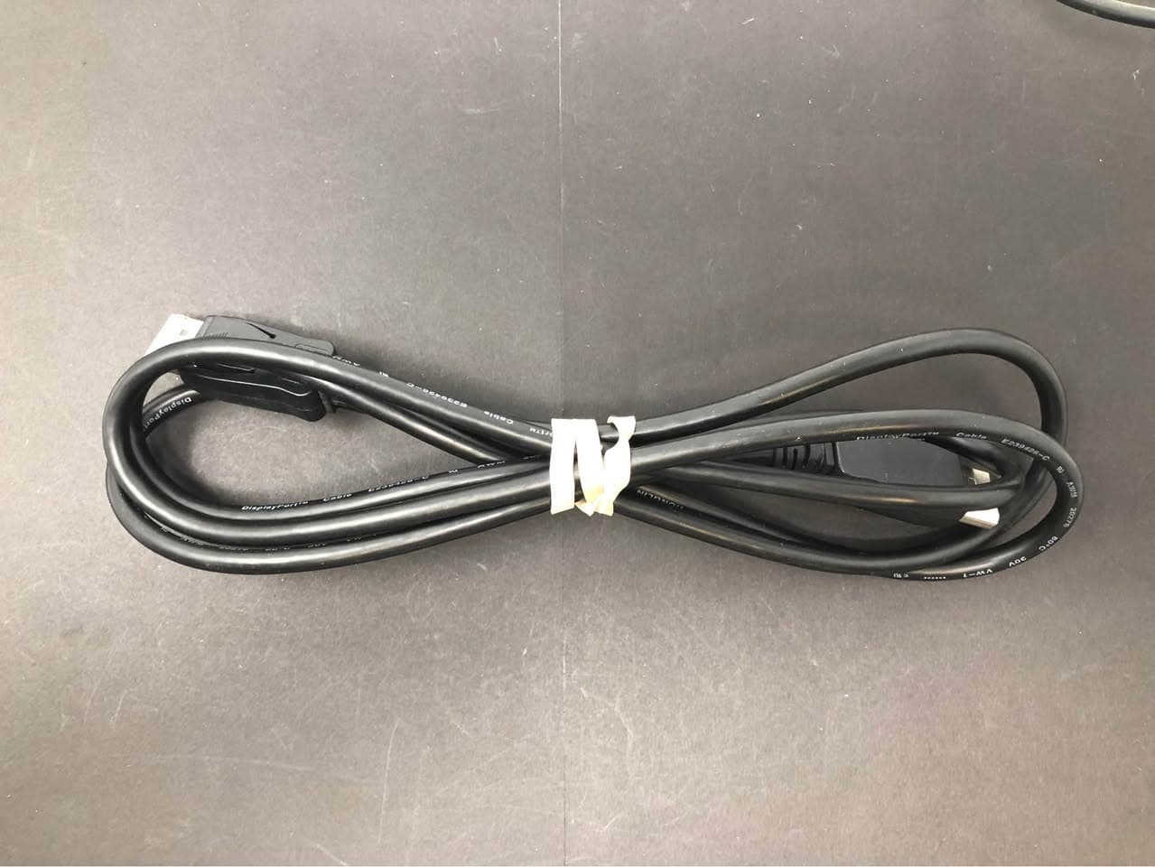 6ft DisplayPort to DisplayPort Cable Gold-Plated Connectors Pre-Owned