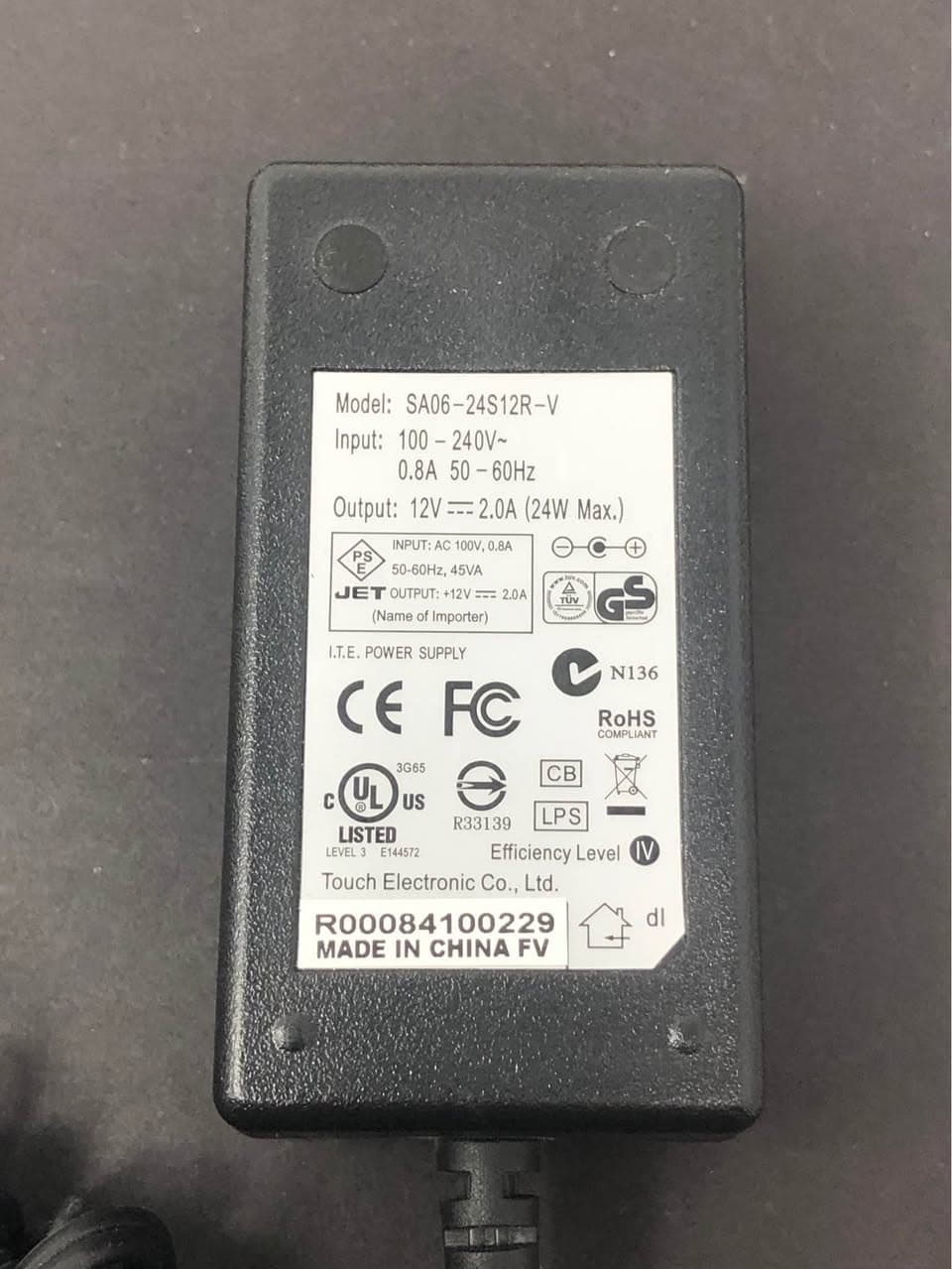 Delta Electronics ADP-40KD BB 12V 2A Power Supply Adapter Pre-Owned - Thumbnail 2