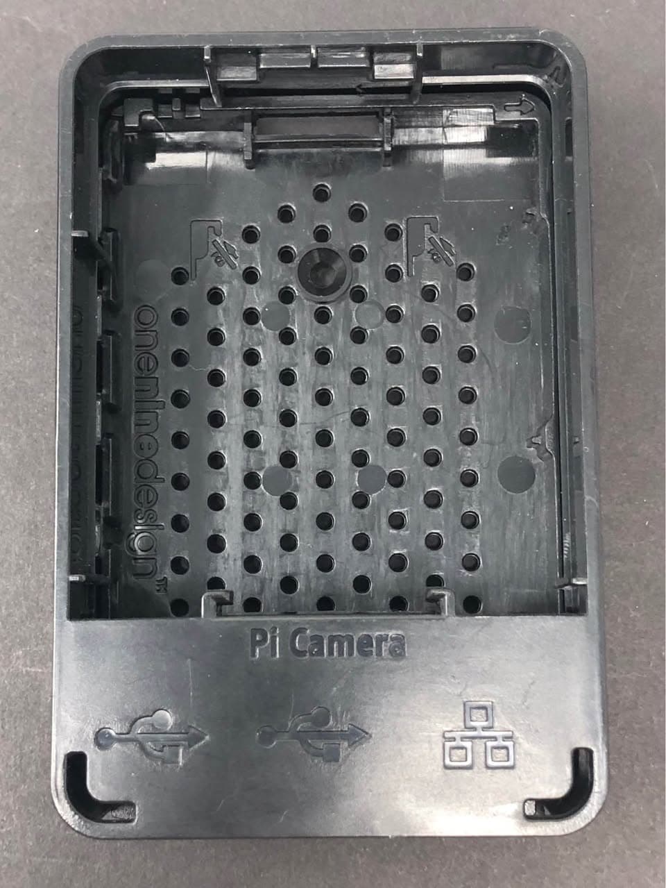 CanaKit Raspberry Pi 4 Case Premium Black High-Gloss Pre-Owned - Thumbnail 3