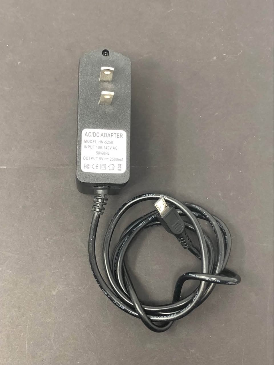 HN-5258 Switching AC/DC Adapter 5V 3A MicroUSB Pre-Owned