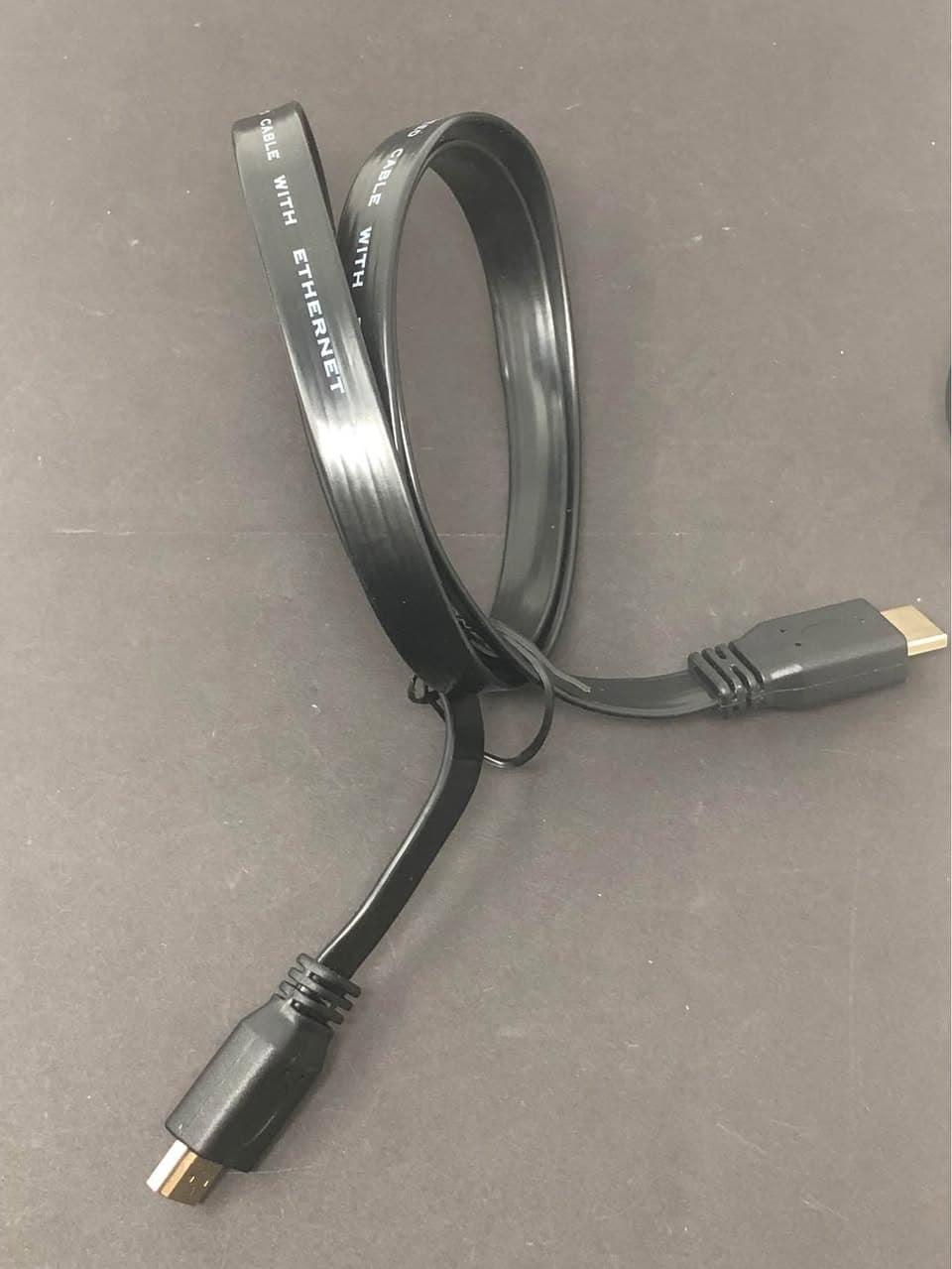HDMI High-Speed Flat Cable with Ethernet 4ft Pre-Owned - Thumbnail 7