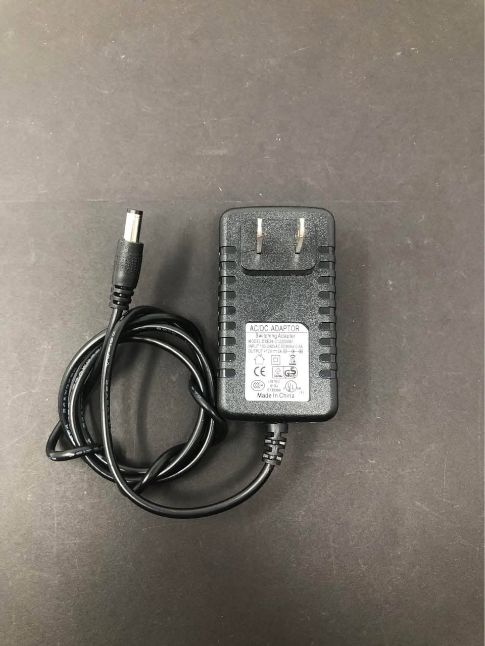 DVE DSA-12PFA-12 FUS 120200 AC/DC Adapter 12V 2A 5.5mm Barrel Pre-Owned