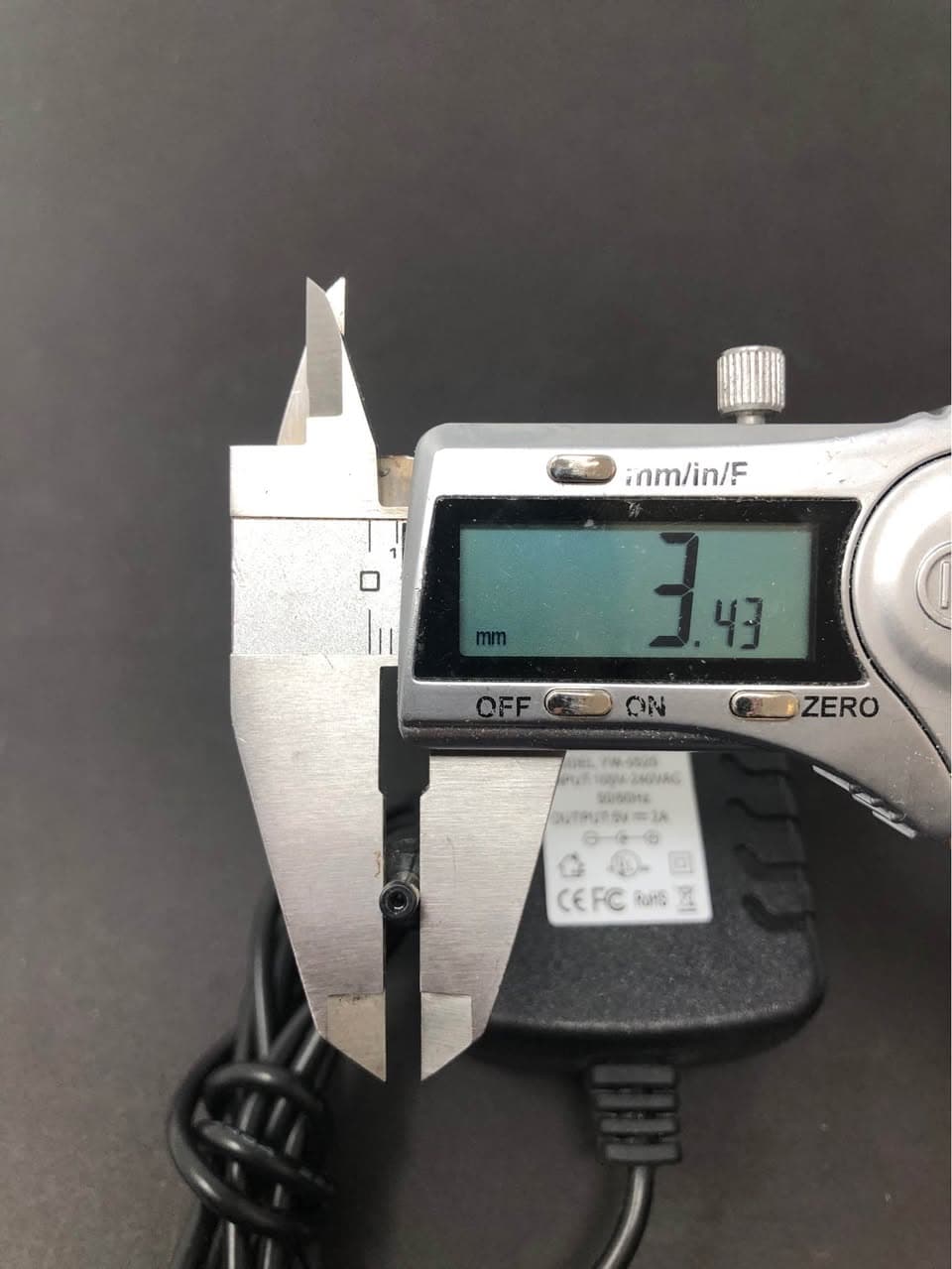 ACP YW0520 5V 2A AC Power Adapter 3.43mm Barrel Connector Pre-Owned - Thumbnail 2