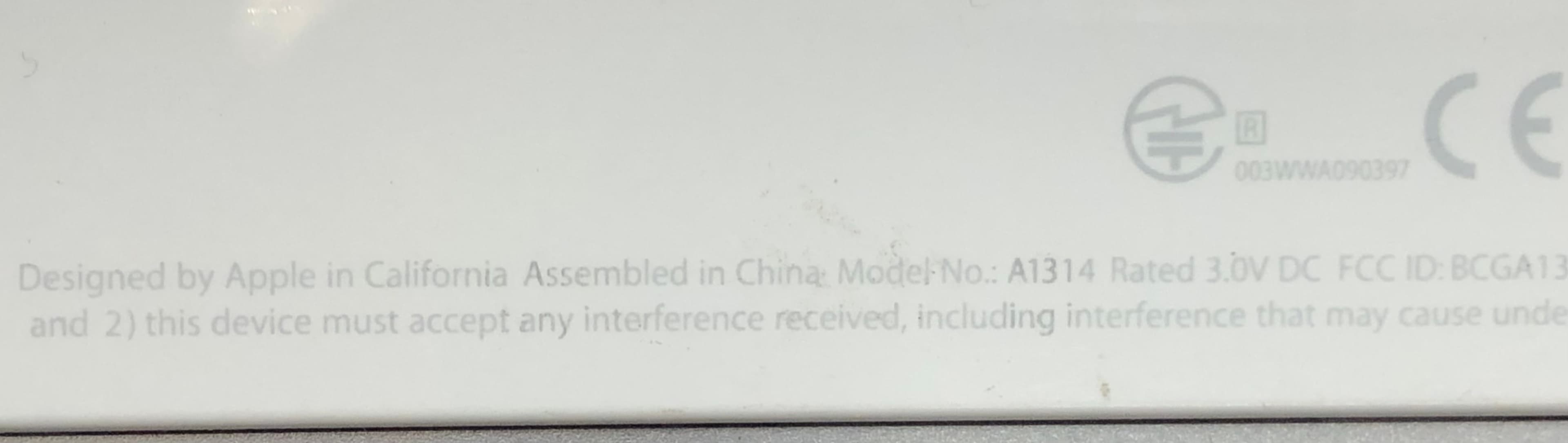 Apple Wireless Keyboard A1314 Bluetooth Pre-Owned - Thumbnail 2