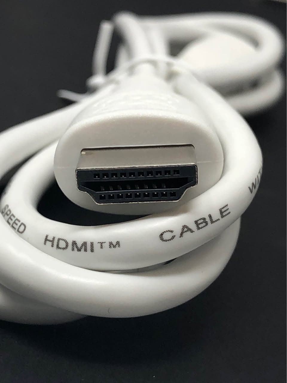 Raspberry Pi Micro HDMI to HDMI Cable 1m White Pre-Owned - Thumbnail 2