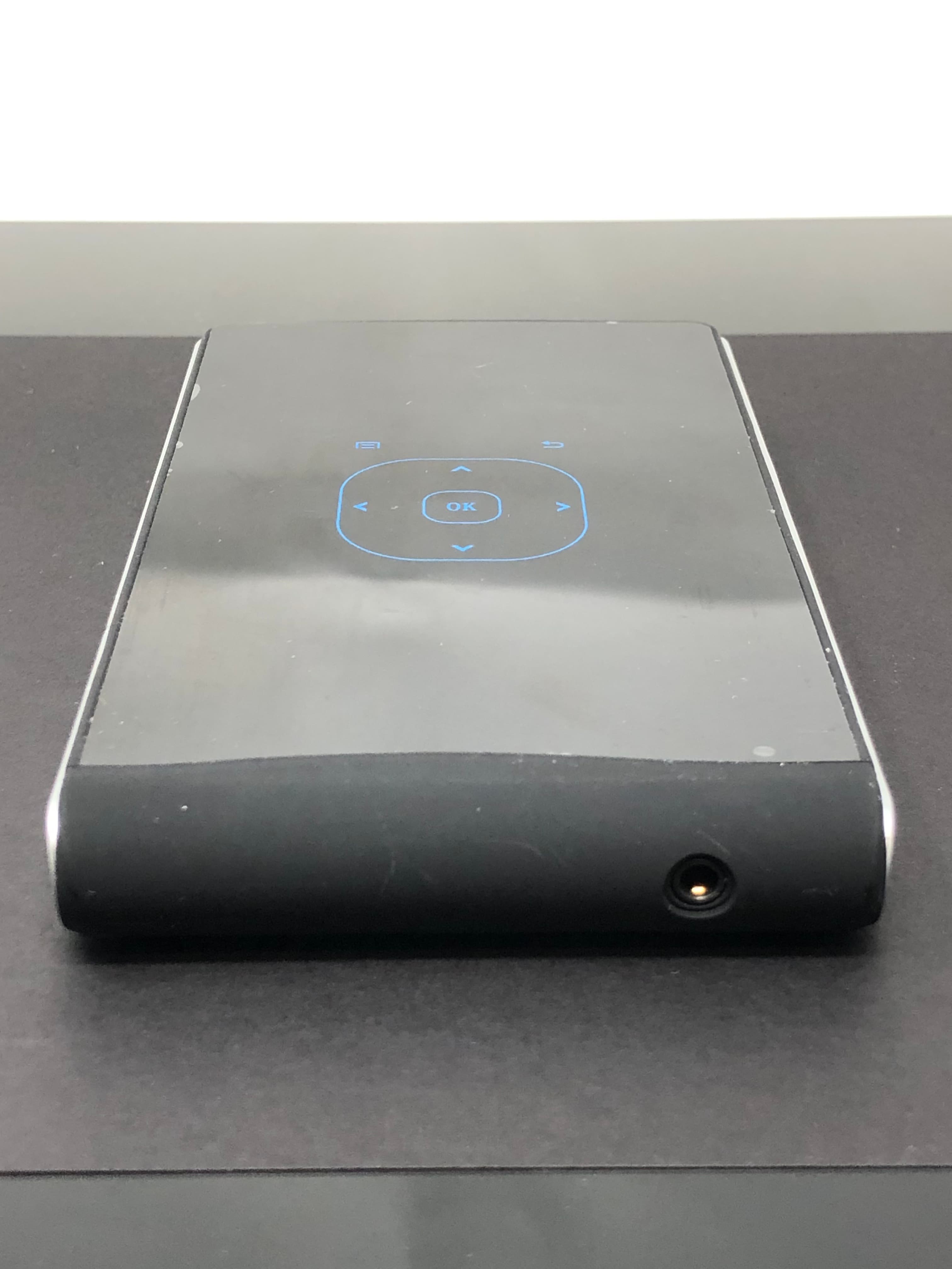 DLP100WM Mini Projector DLP Technology Portable Pre-Owned - Thumbnail 4