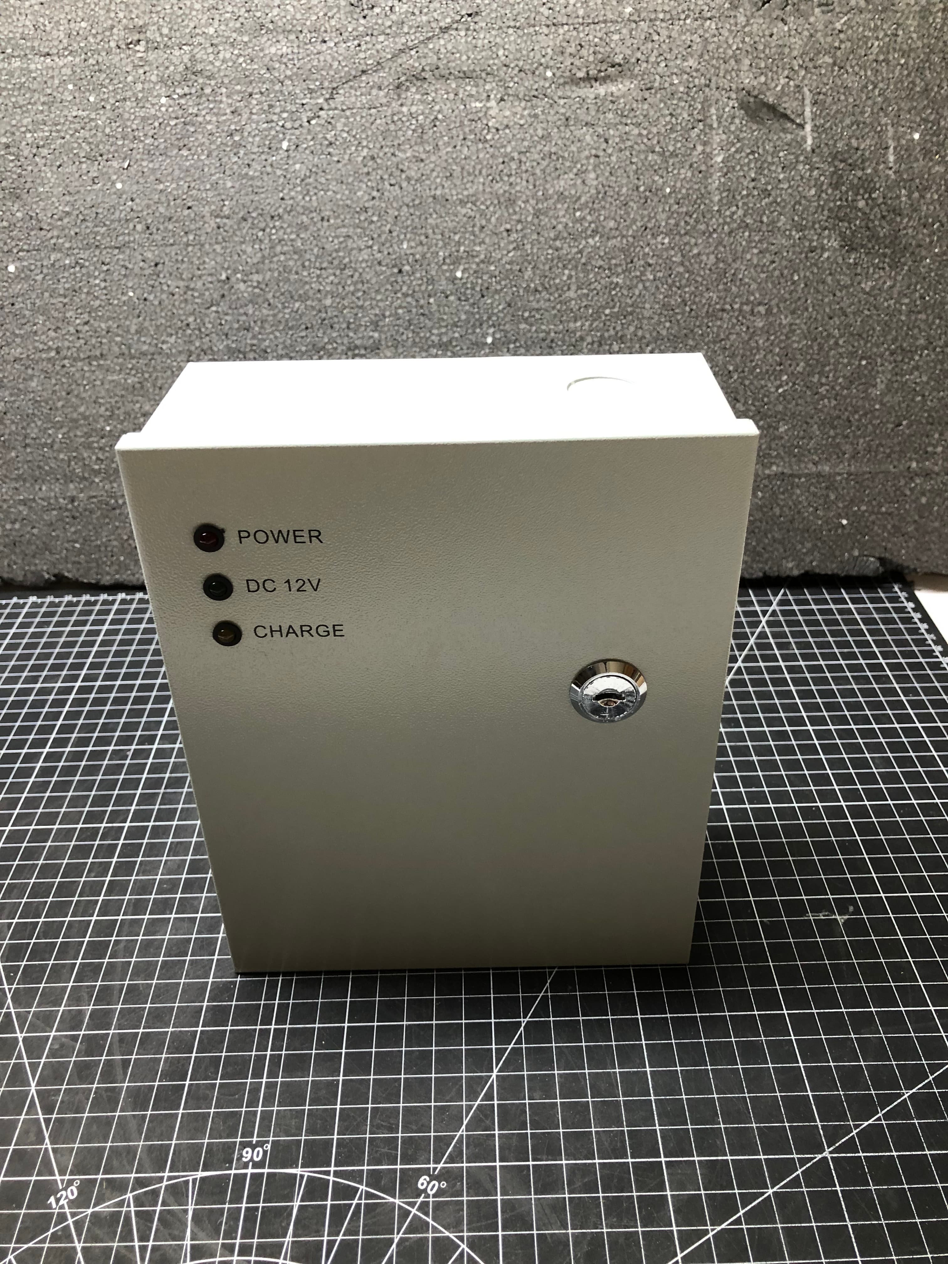 PS08 Switching Power Supply with Battery Backup (12V/3A) - Like New Condition 