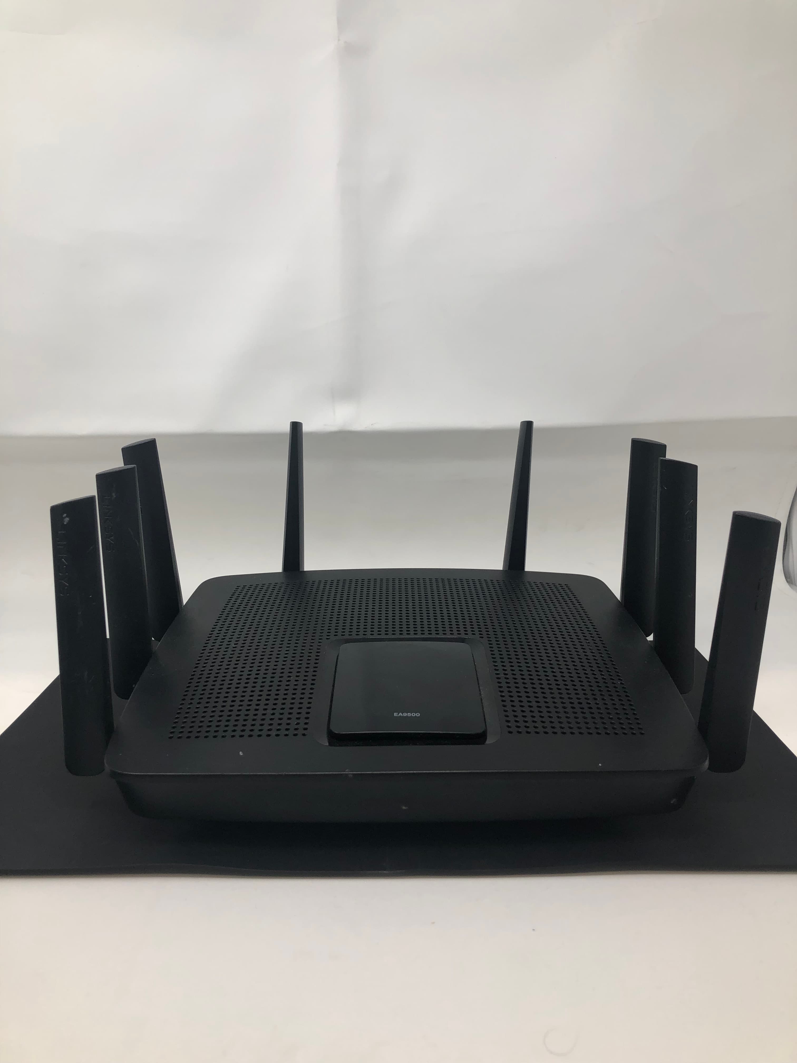 Linksys EA9500 Dual-Band Router 5.3 Gbps 8 Port MU-MIMO Pre-Owned