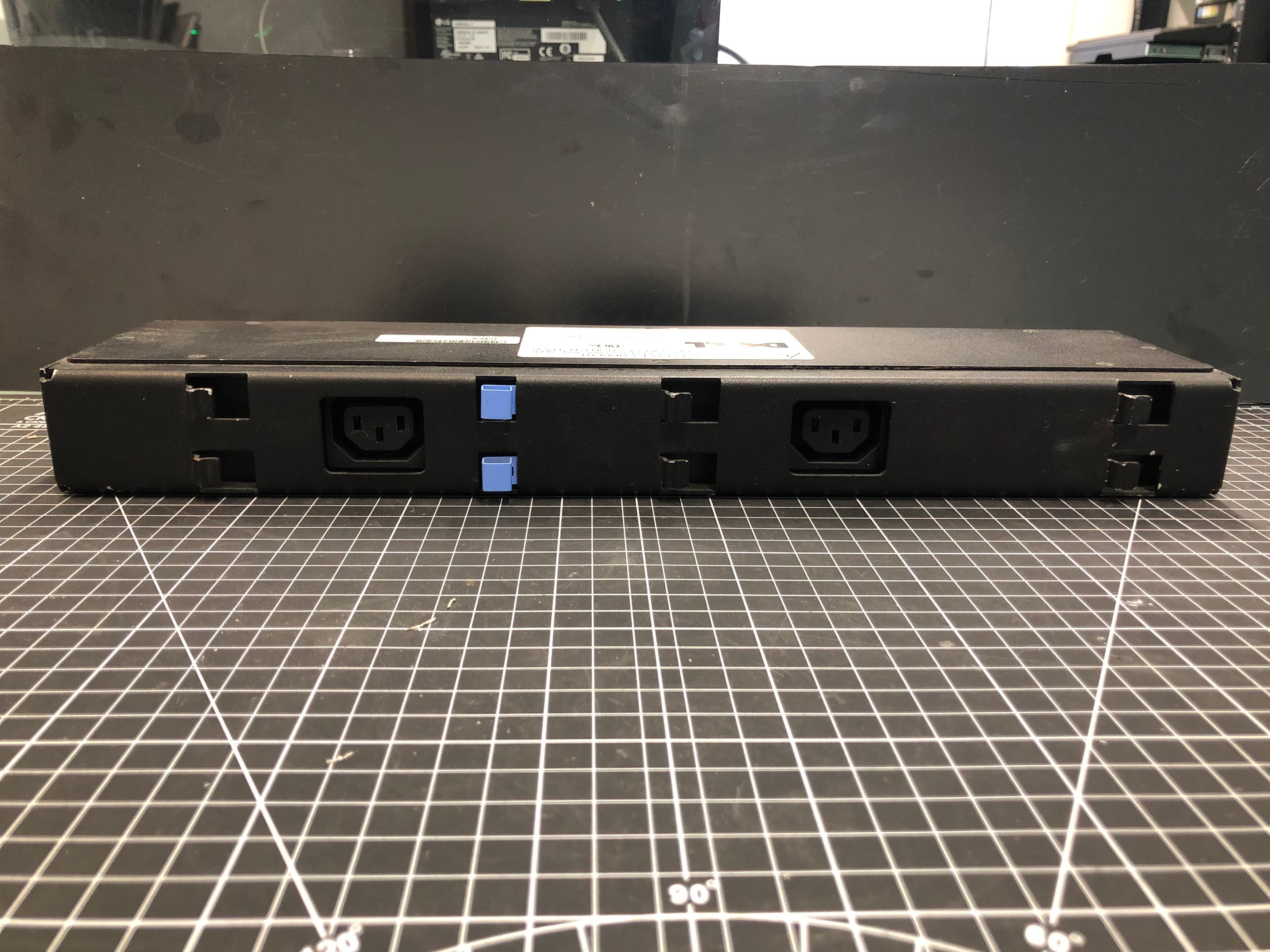 Dell AP6020 Metered Rack PDU 16A 12 Outlets Pre-Owned - Thumbnail 3