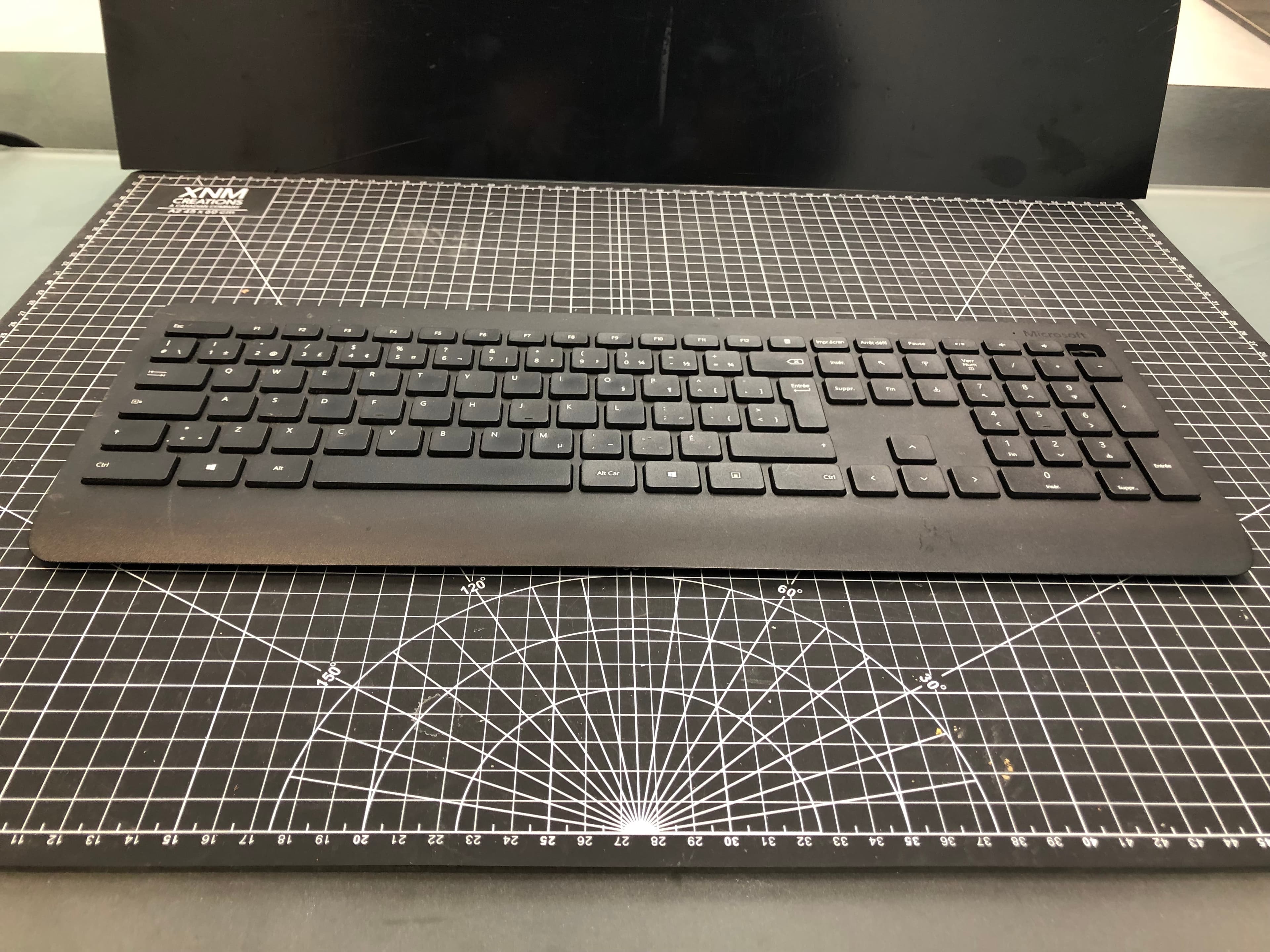 Microsoft Wireless Keyboard 1738 Black Pre-Owned - Thumbnail 4