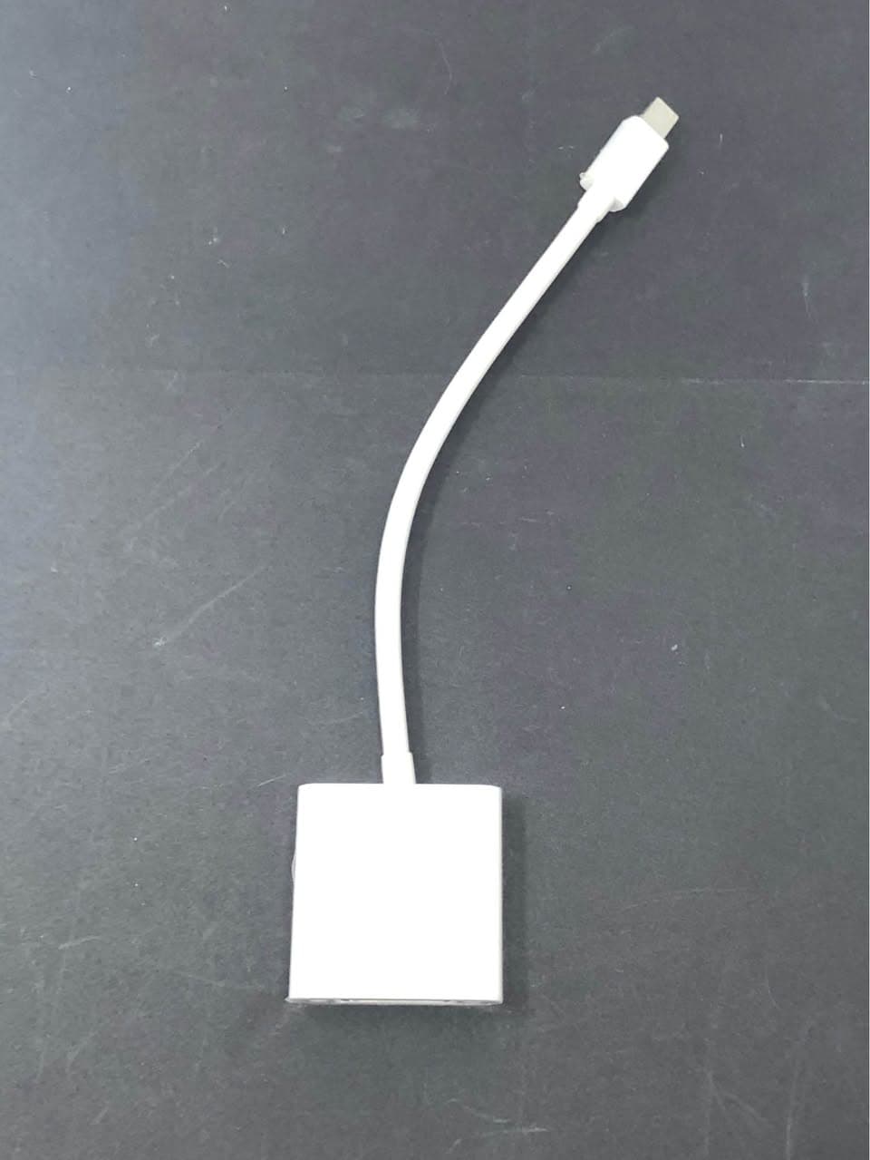 Mini DisplayPort to DVI Adapter Cable 6" White Pre-Owned - Thumbnail 4