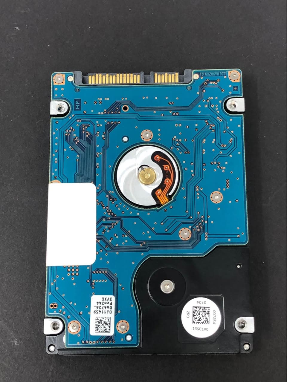 HGST HTS547575A9E384 750GB 2.5" SATA HDD Pre-Owned - Thumbnail 2