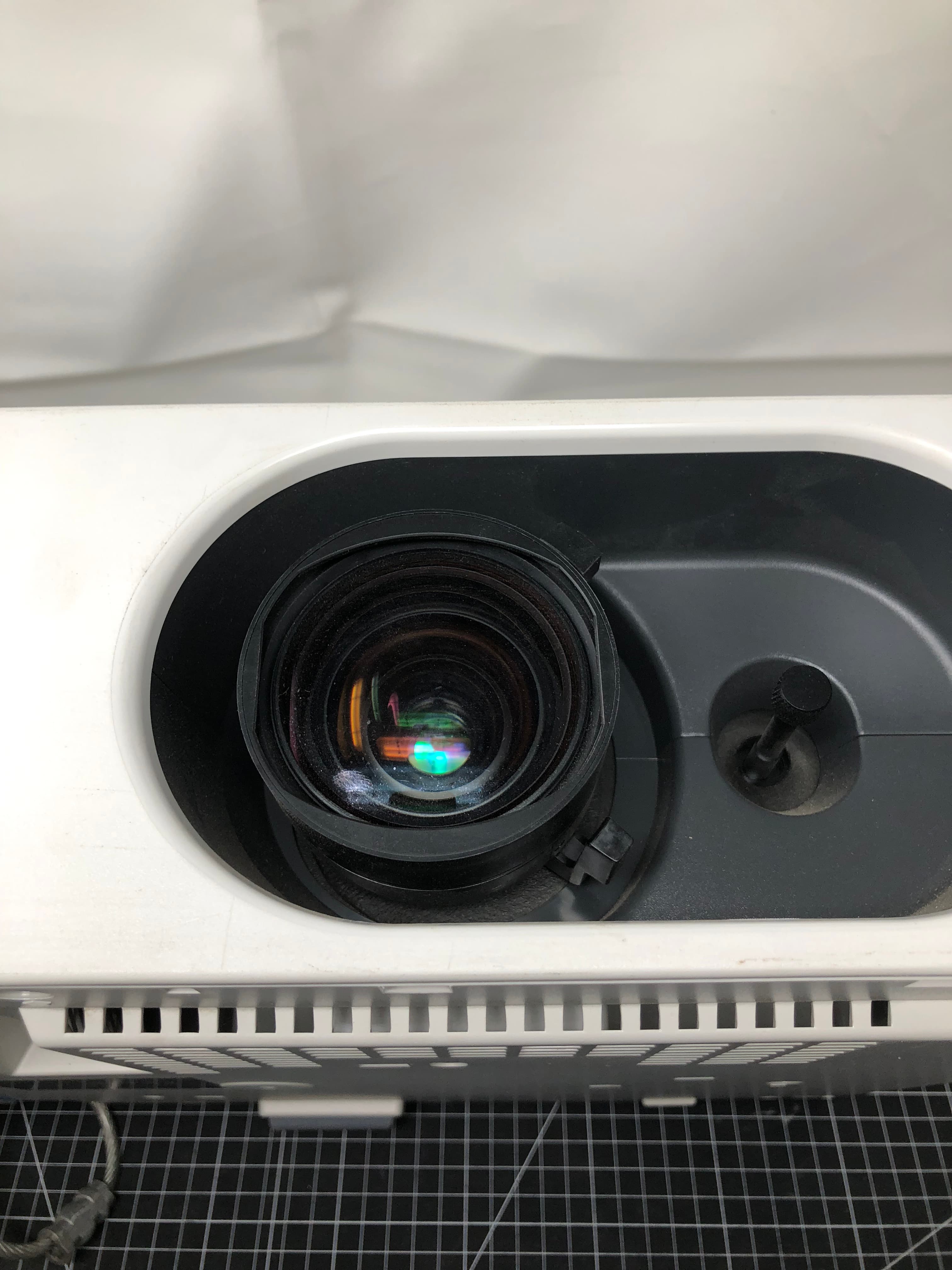 Panasonic PT-FX400U LCD Projector FX400 XGA Pre-Owned - Thumbnail 7