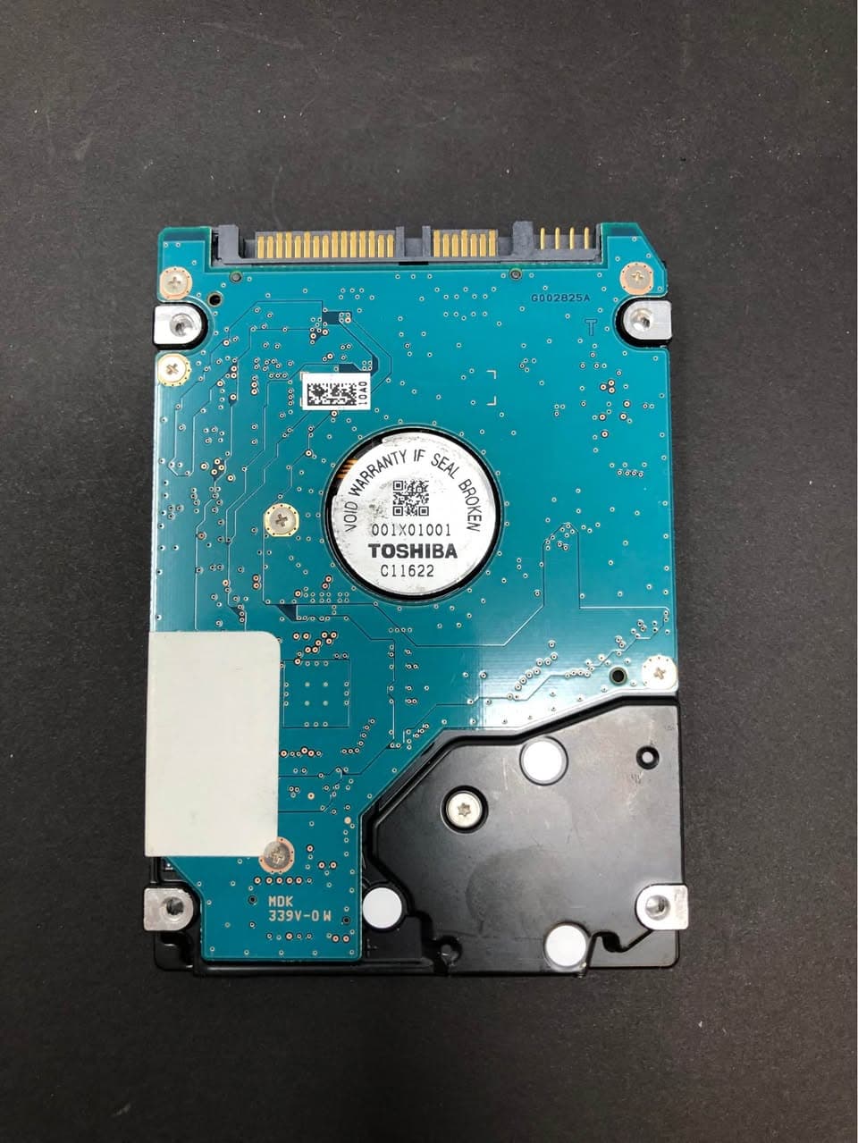 Toshiba MK3265GSX 320GB 2.5" SATA HDD Pre-Owned - Thumbnail 2