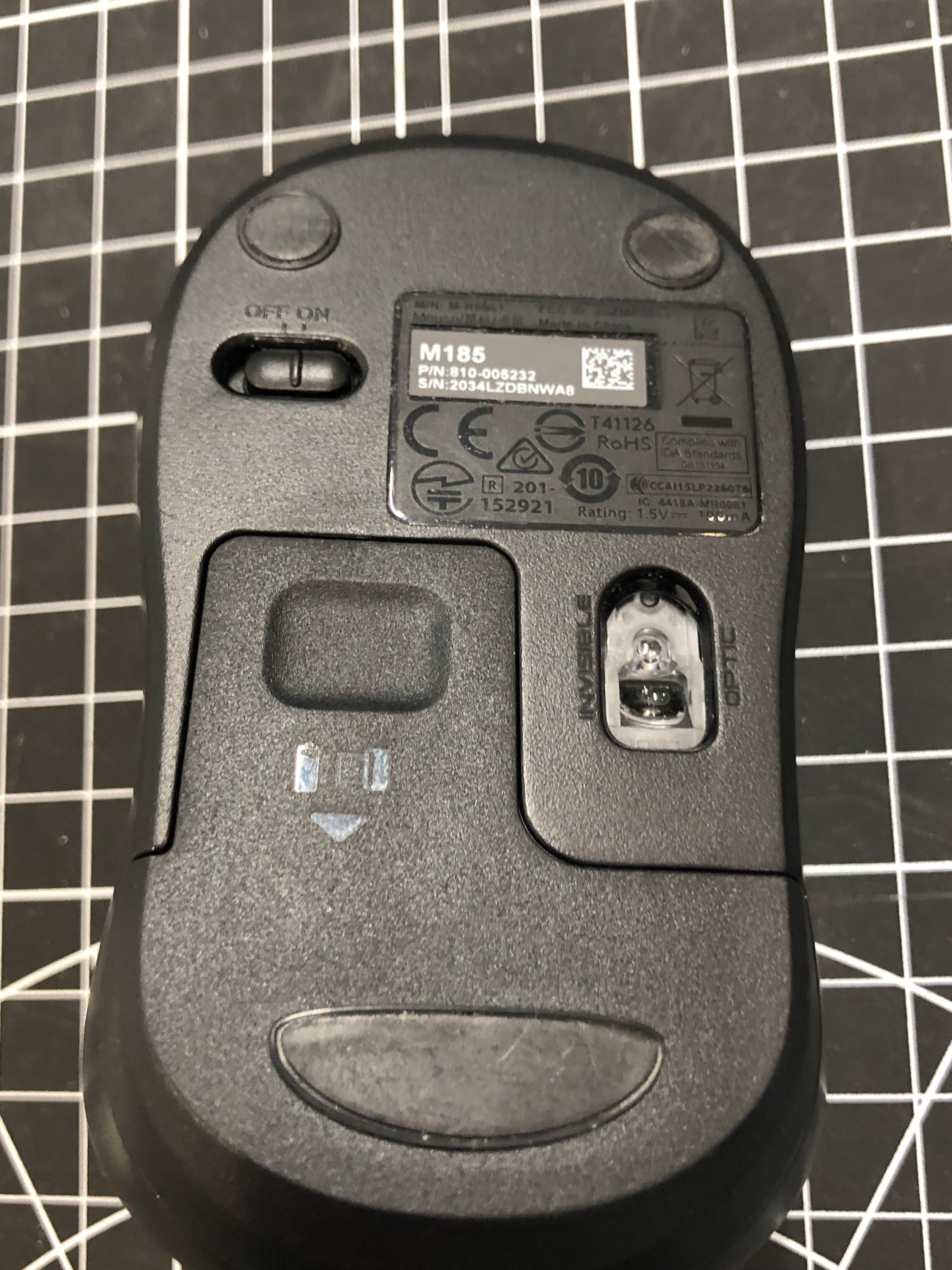 Logitech M185 Wireless Mouse Black Pre-Owned - Thumbnail 3