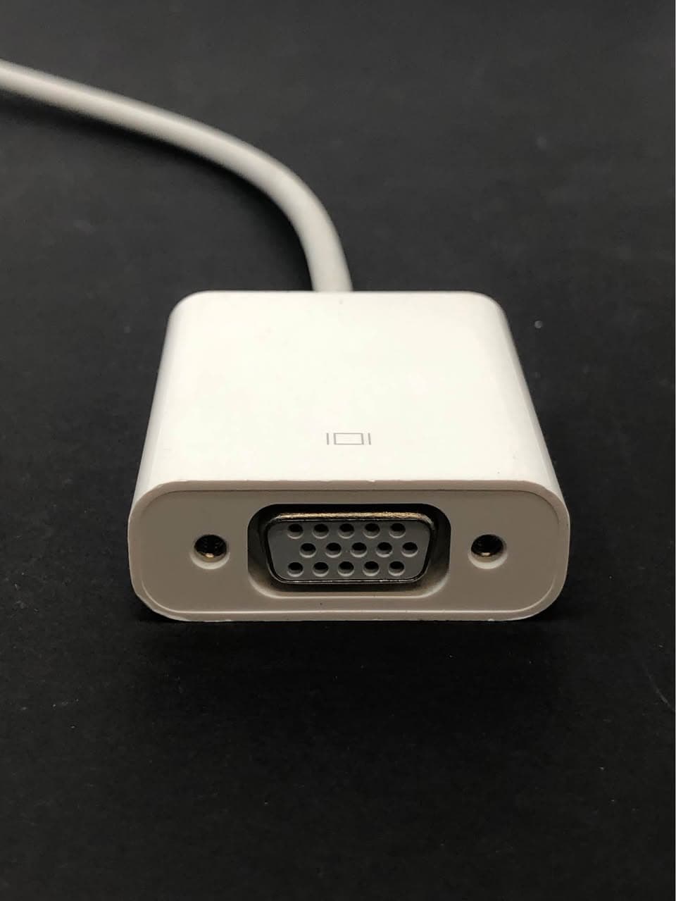 Apple 30-Pin to VGA Cable Adapter Pre-Owned