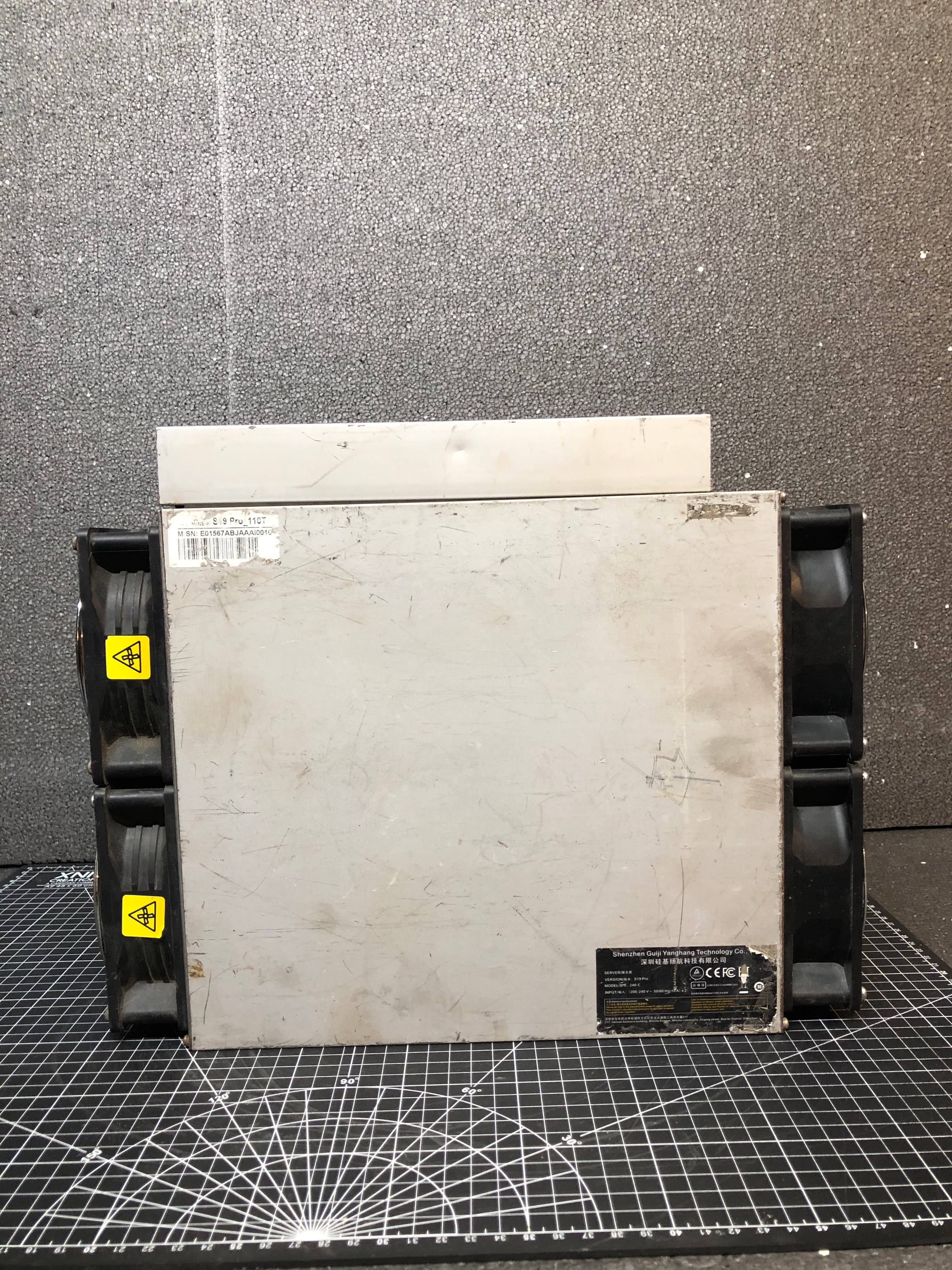 Bitmain Antminer S19 Pro 110TH/s Bitcoin Miner Pre-Owned - Thumbnail 4