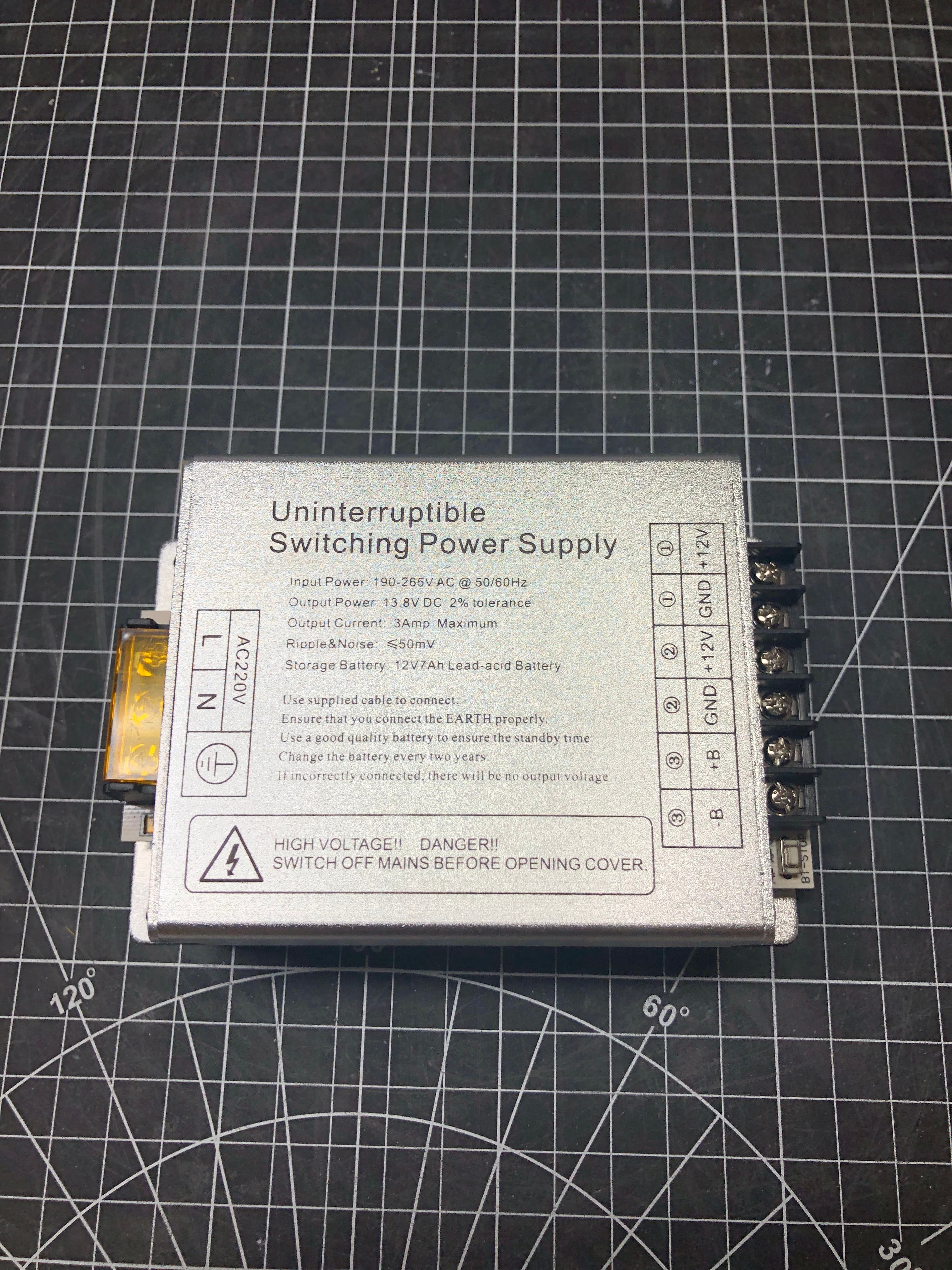 Uninterruptible Switching Power Supply 12V 3A - New, Reliable Output