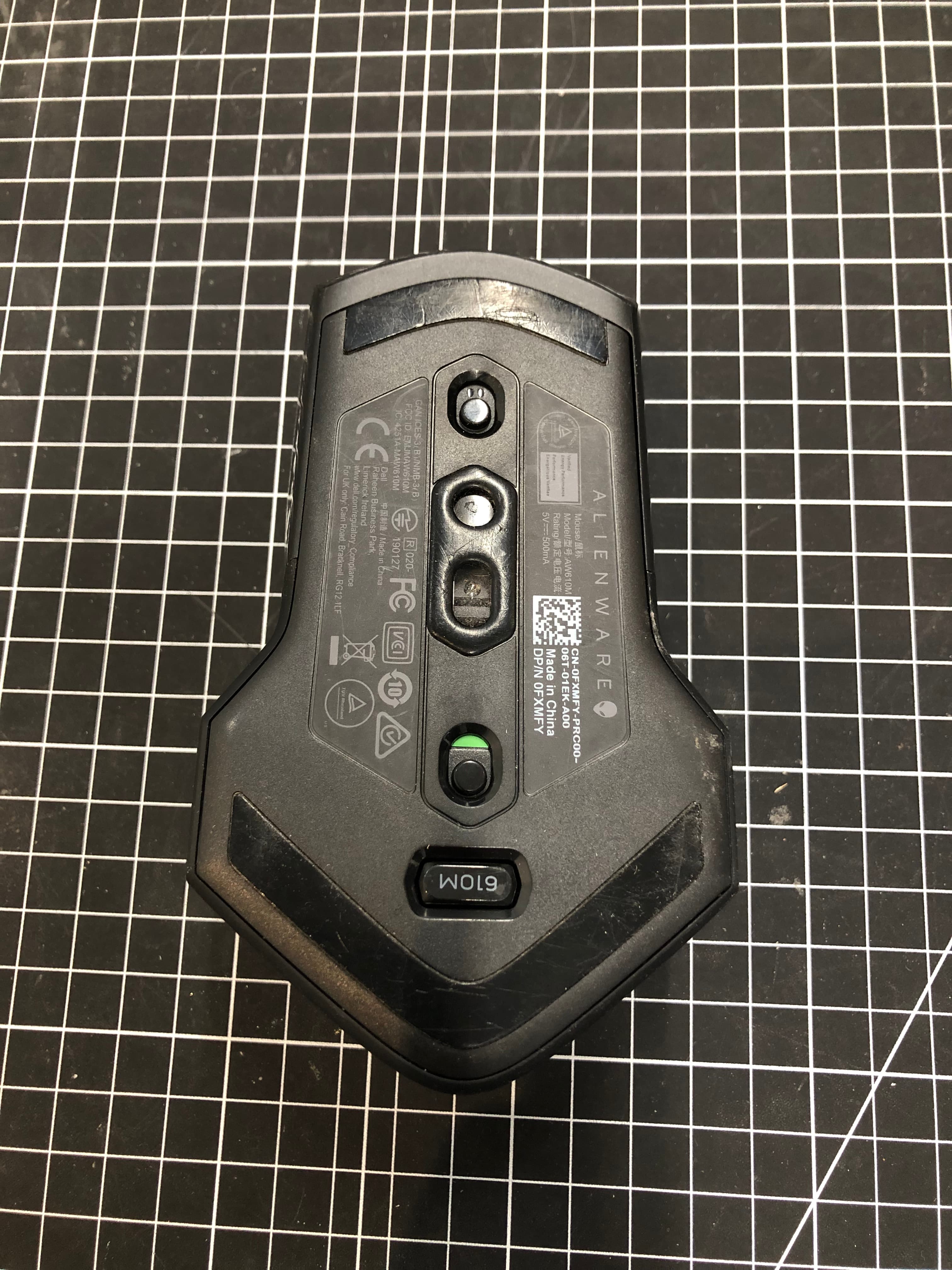 Alienware RGB Gaming Mouse AW610M Wireless Pre-Owned - Thumbnail 3