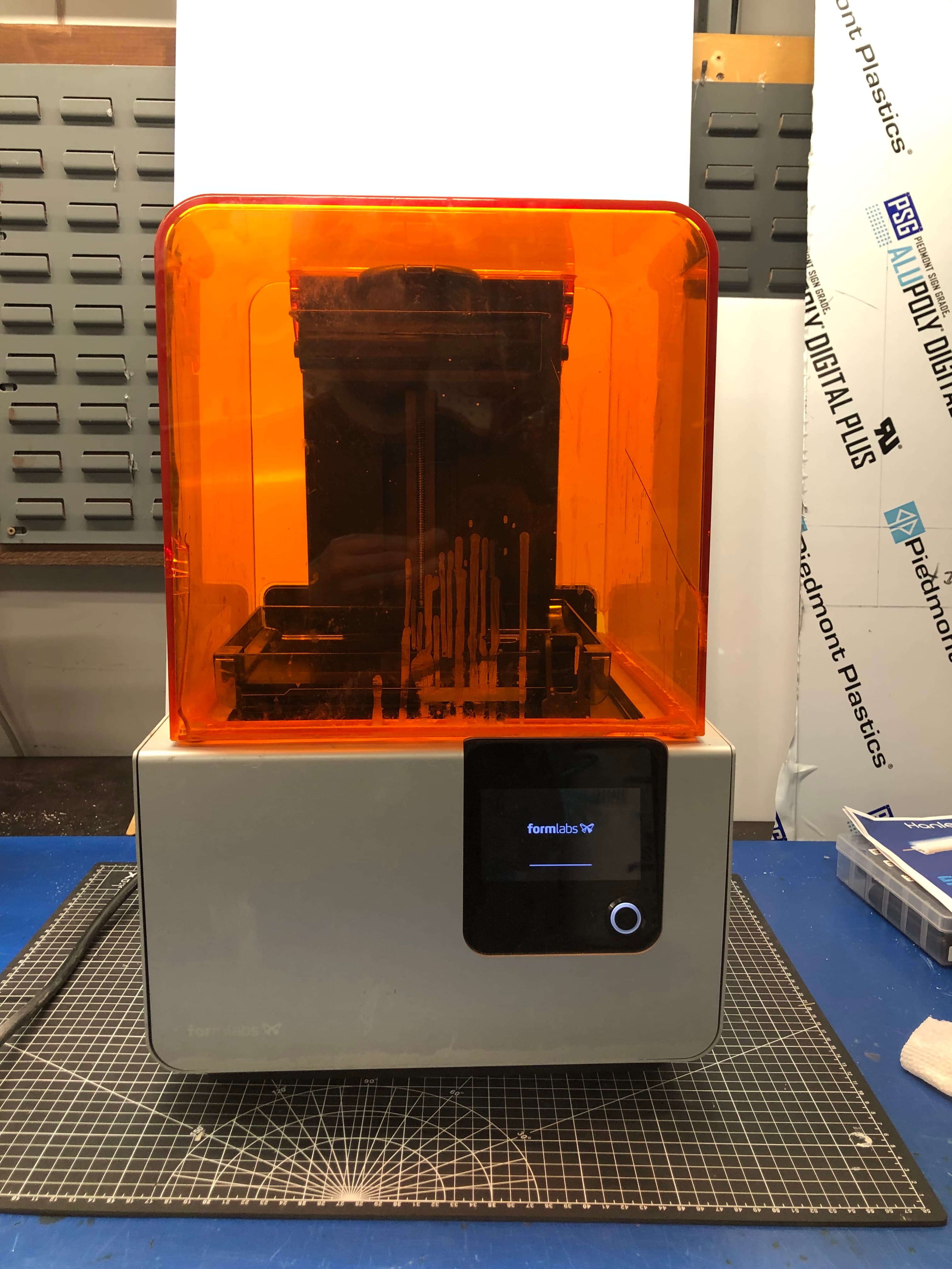 Formlabs Form 2 SLA 3D Printer Pre-Owned - Thumbnail 2
