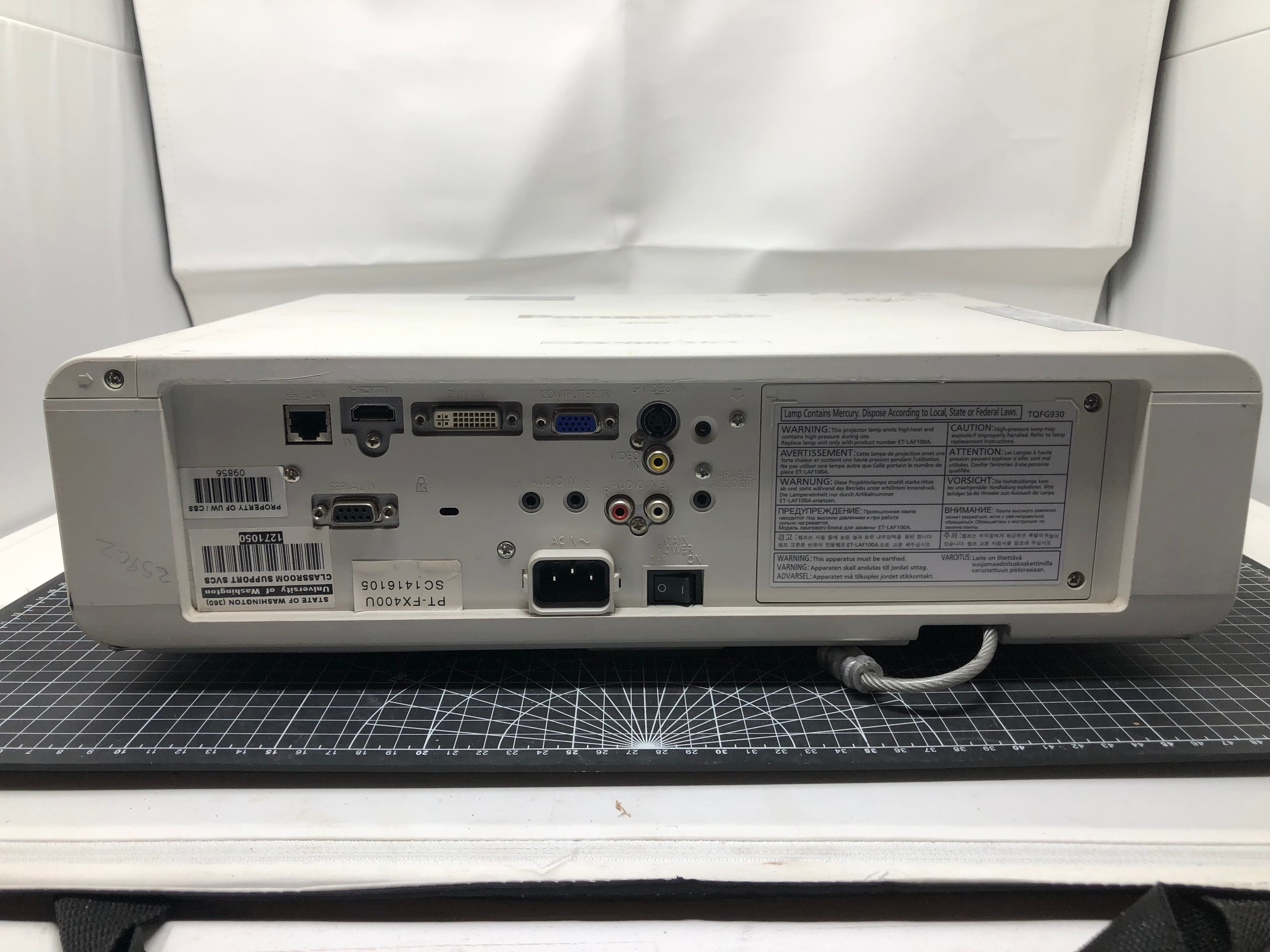 Panasonic PT-FX400U LCD Projector FX400 XGA Pre-Owned - Thumbnail 3