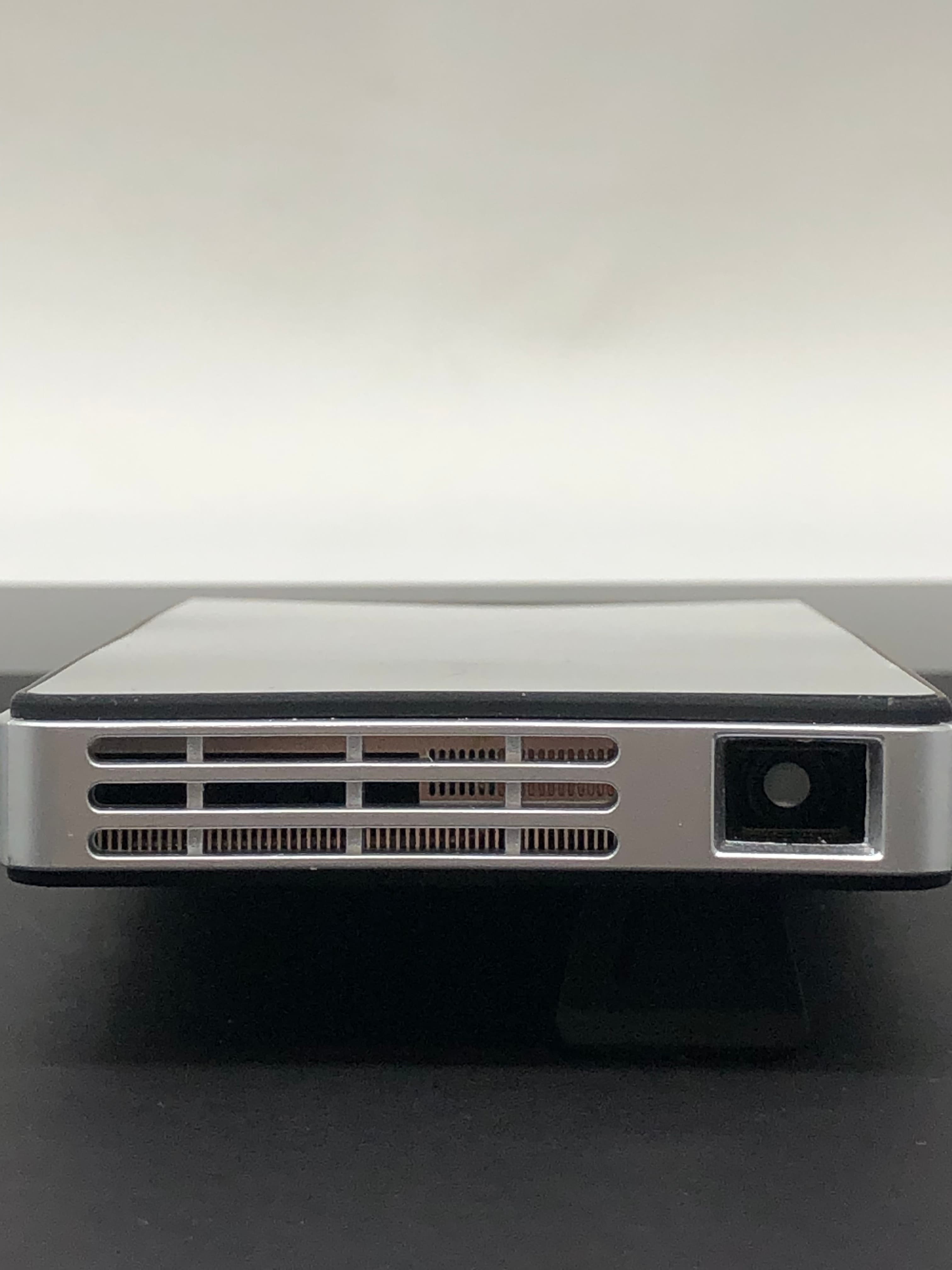 DLP100WM Mini Projector DLP Technology Portable Pre-Owned - Thumbnail 6