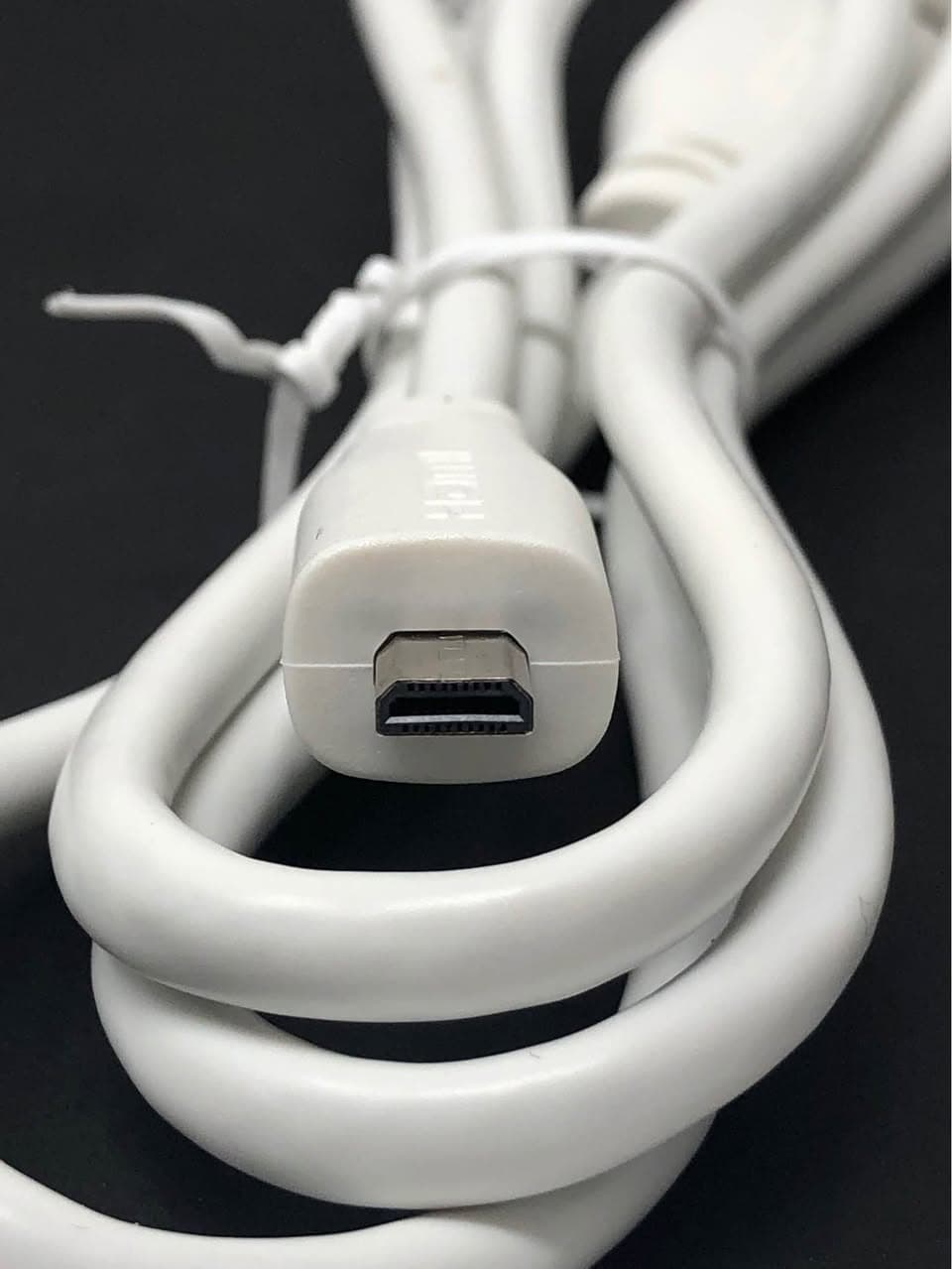 Raspberry Pi Micro HDMI to HDMI Cable 1m White Pre-Owned - Thumbnail 3