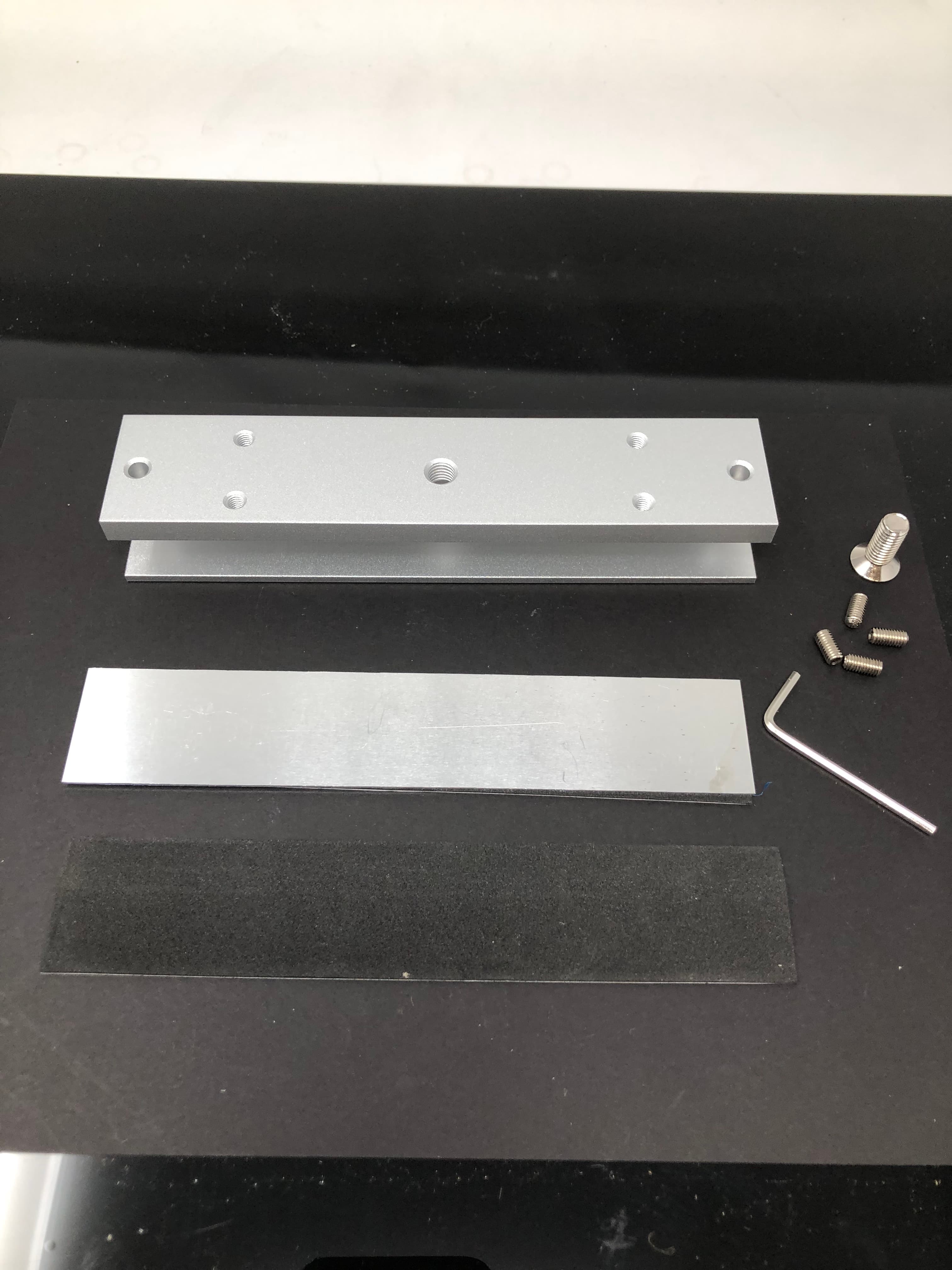 VI-280U Magnetic Lock U Bracket - New, Durable Design