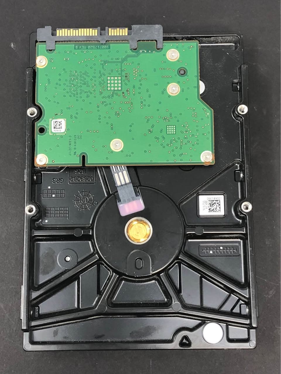 Seagate 3TB 3.5" Desktop HDD ST3000DM001 Pre-Owned - Thumbnail 2