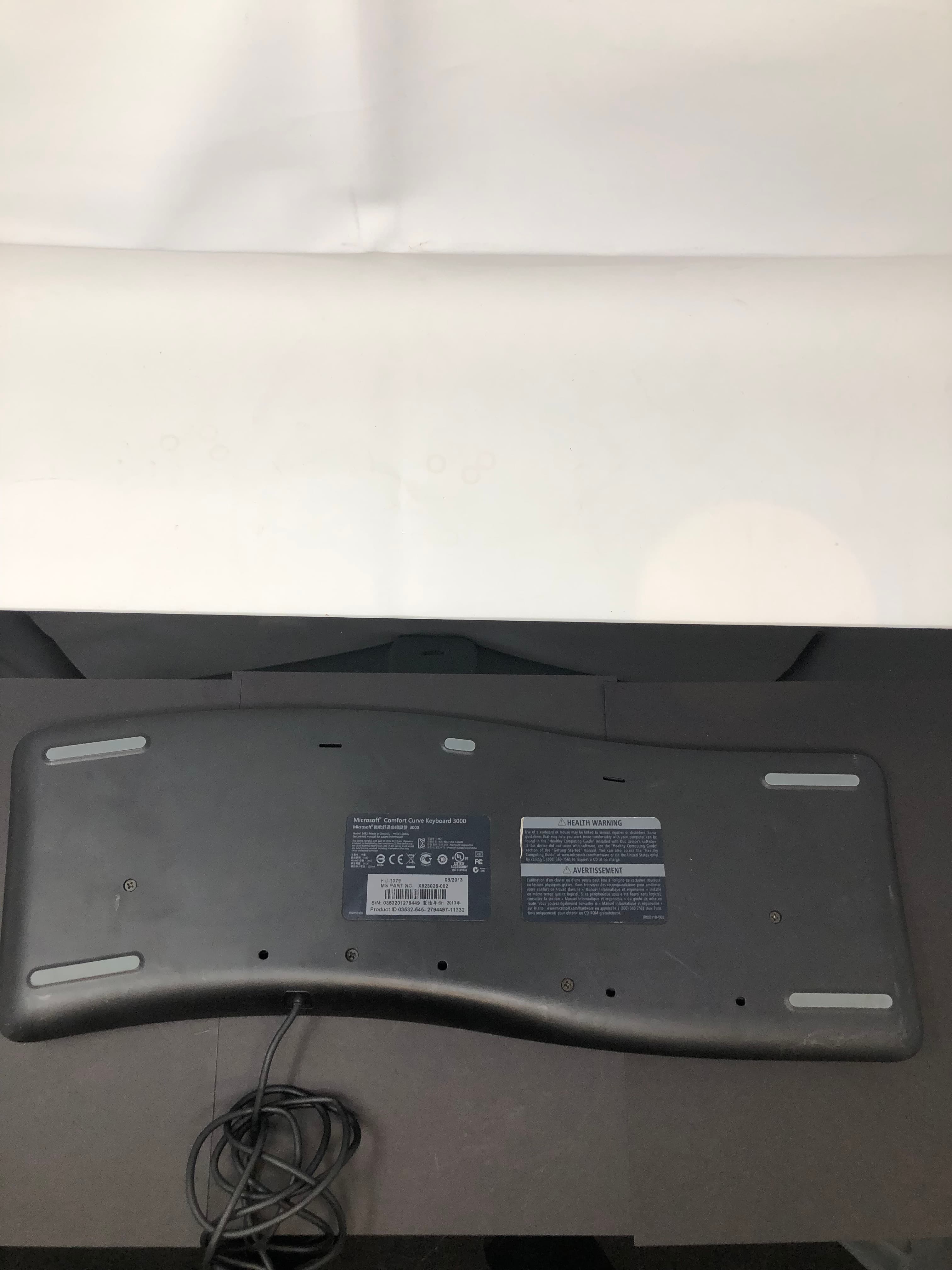 Microsoft Comfort Curve Keyboard 3000 Wired USB Black Pre-Owned - Thumbnail 5