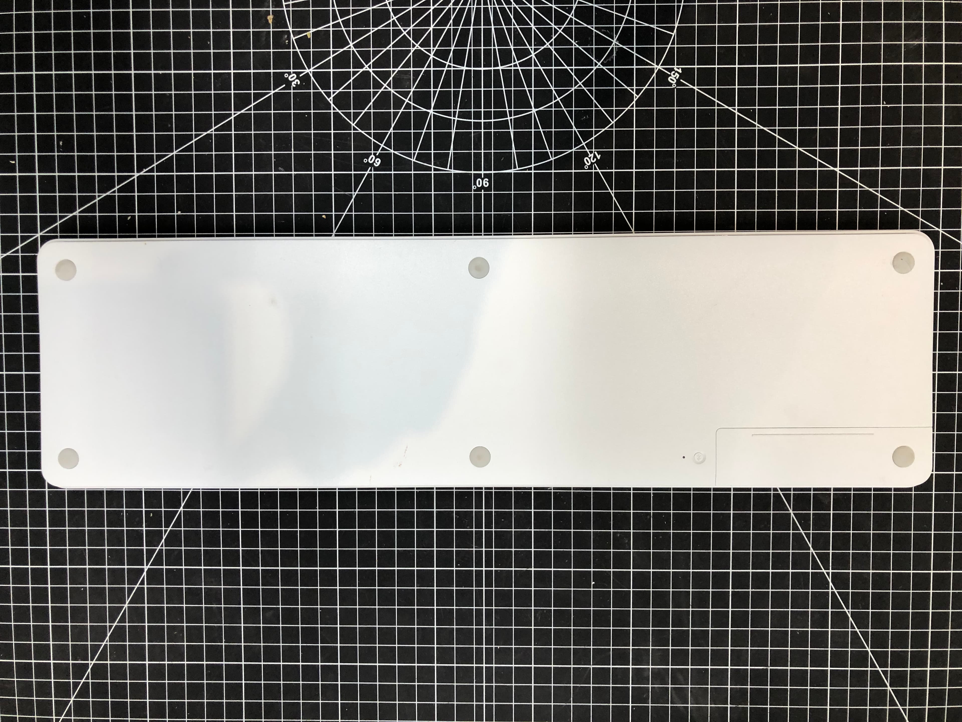 Microsoft Model 1898 Wireless Keyboard White Pre-Owned - Thumbnail 5