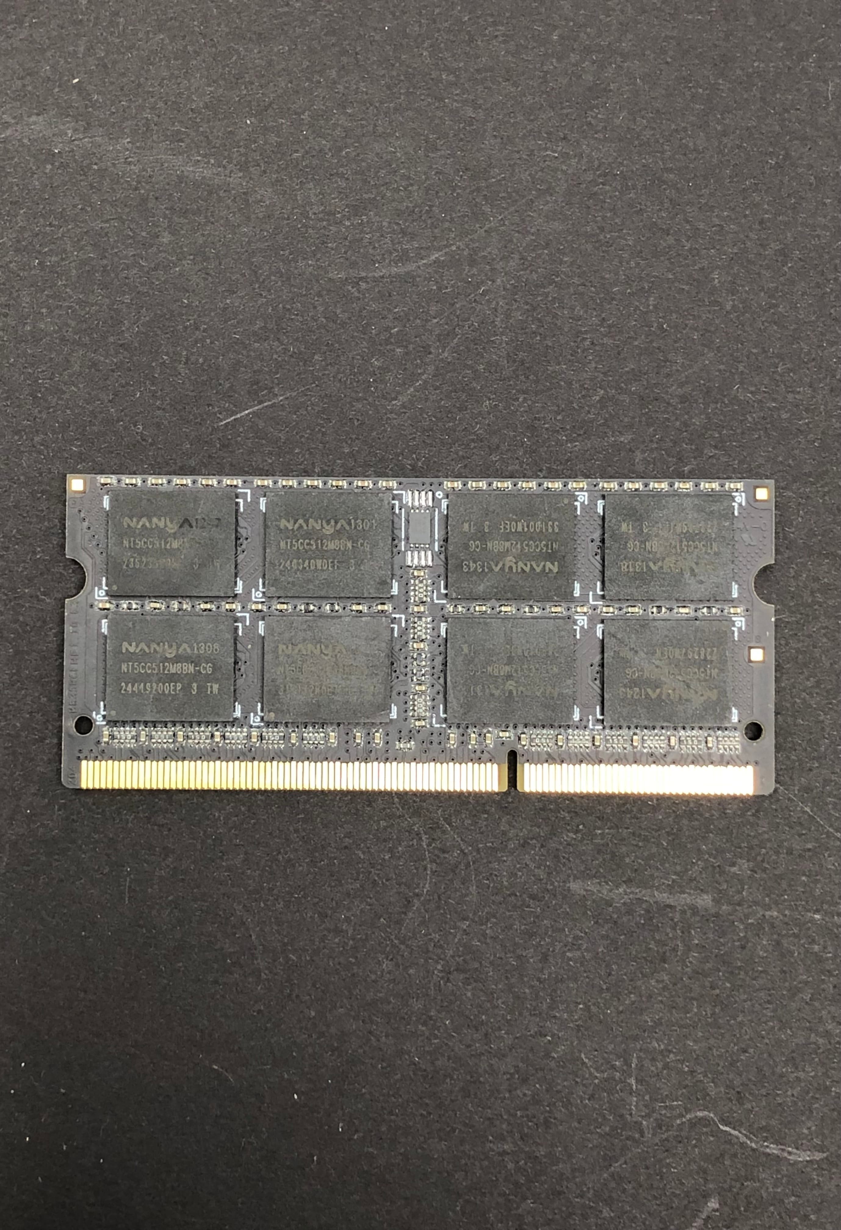 Nanya 2GB DDR3 1333MHz Laptop Memory Module Pre-Owned - Thumbnail 2
