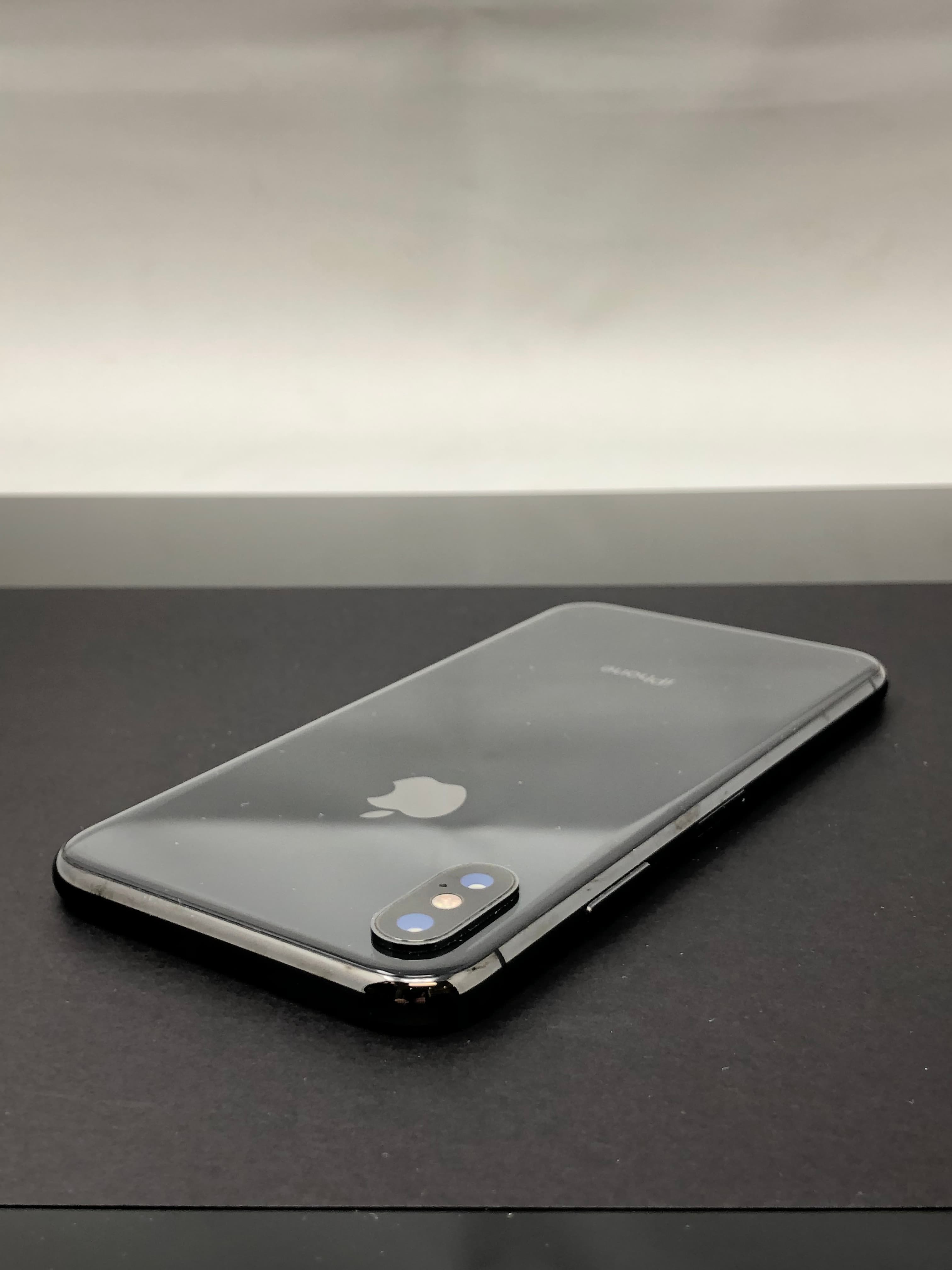 iPhone X 64GB Space Gray Cracked Screen Pre-Owned - Thumbnail 7