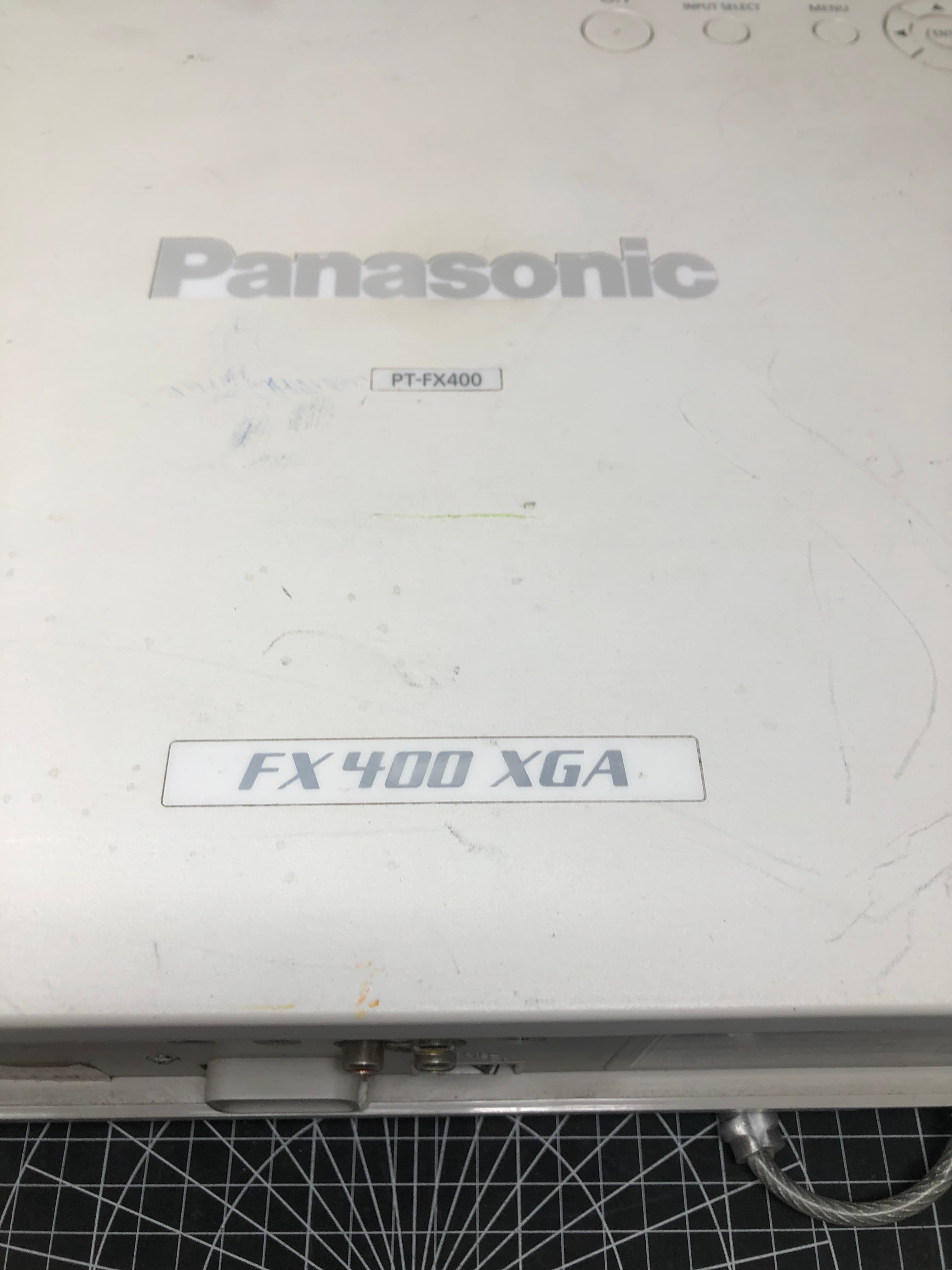 Panasonic PT-FX400U LCD Projector FX400 XGA Pre-Owned - Thumbnail 4