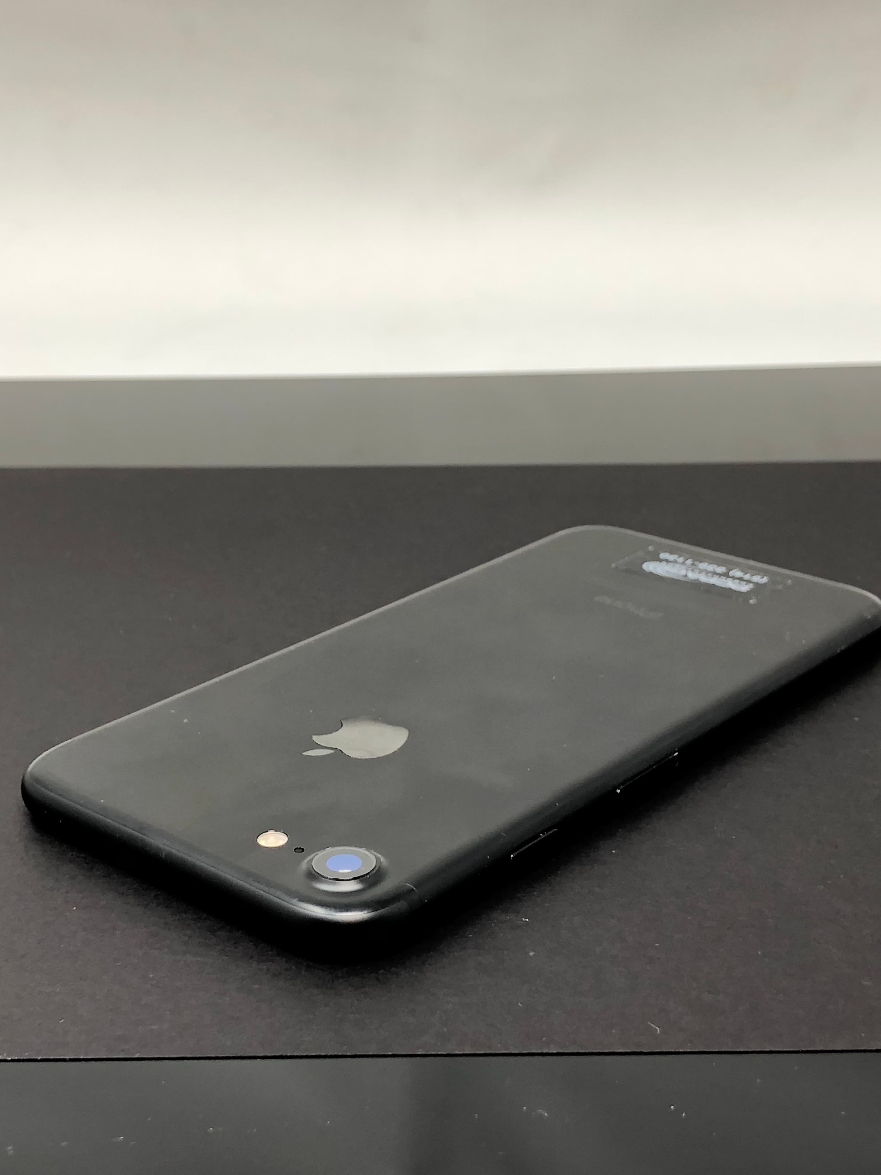 iPhone 7 32GB Black Pre-Owned Reliable Smartphone - Thumbnail 5