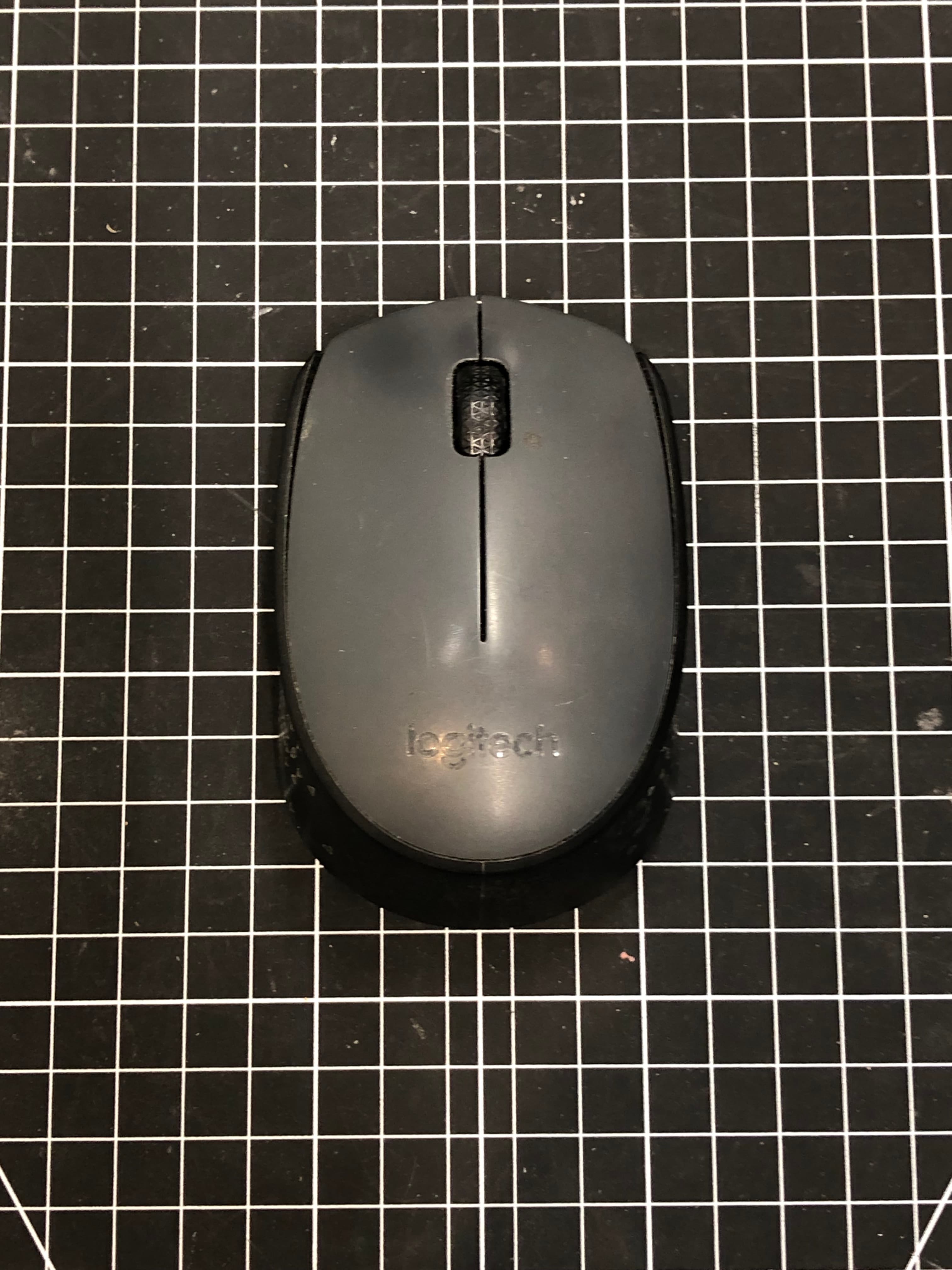 Logitech M170 Wireless Mouse Gray Pre-Owned - Thumbnail 3